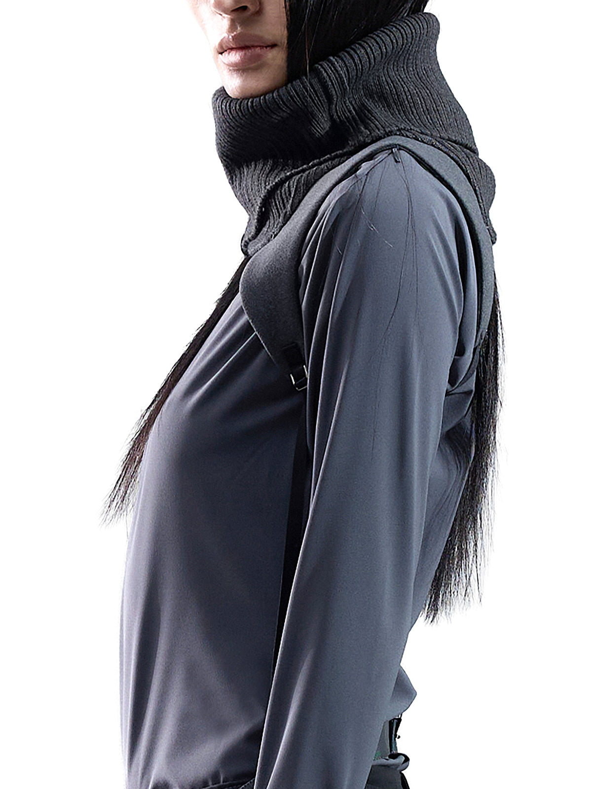 Harnessed neck warmer