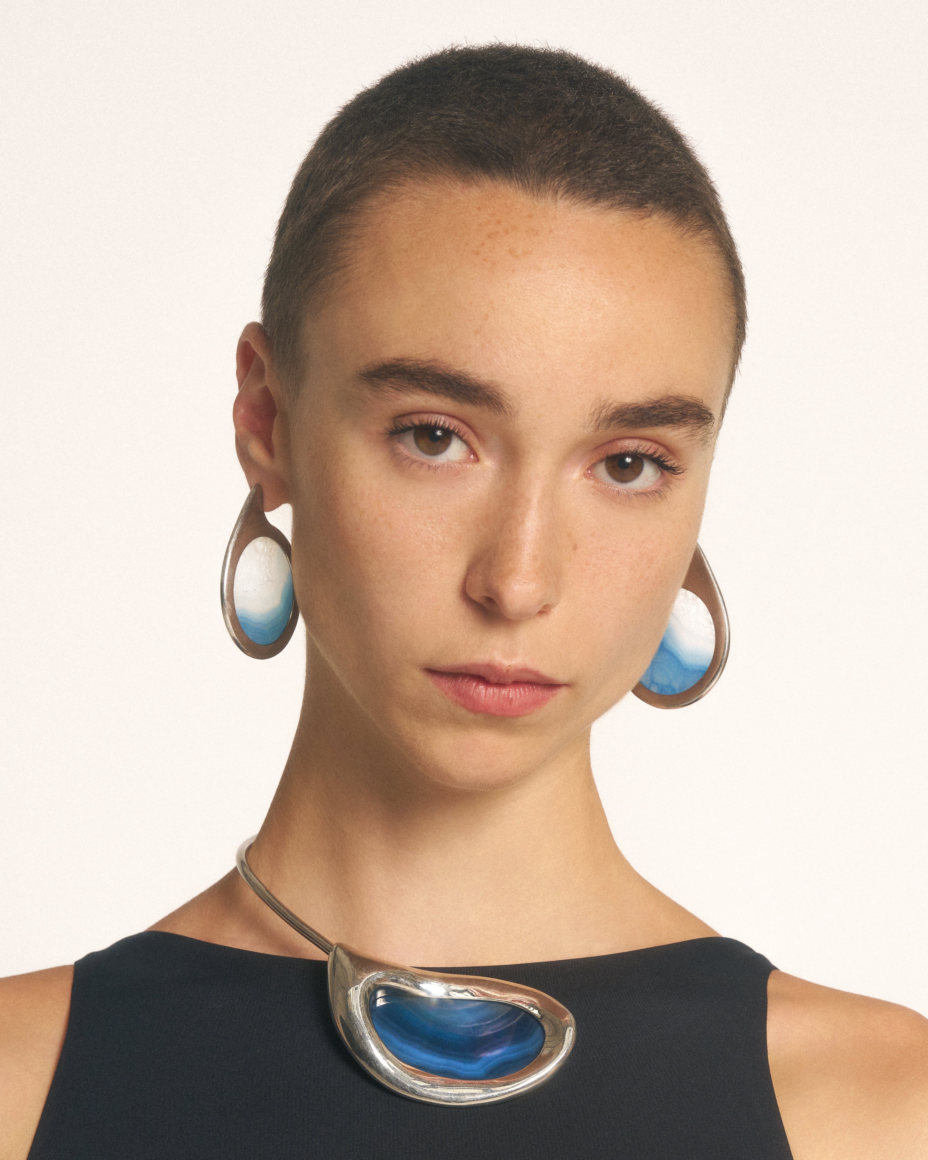 Dusk choker