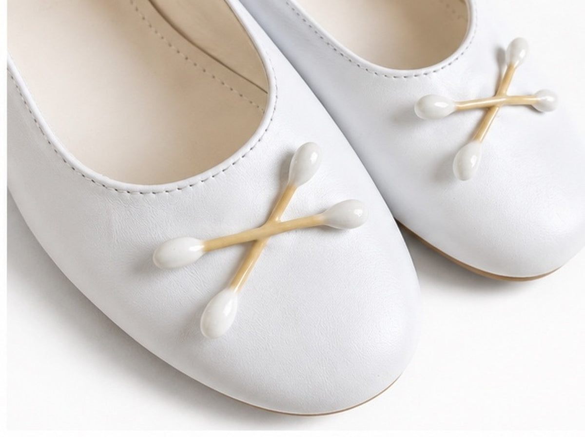 Ear-stick ballet flats
