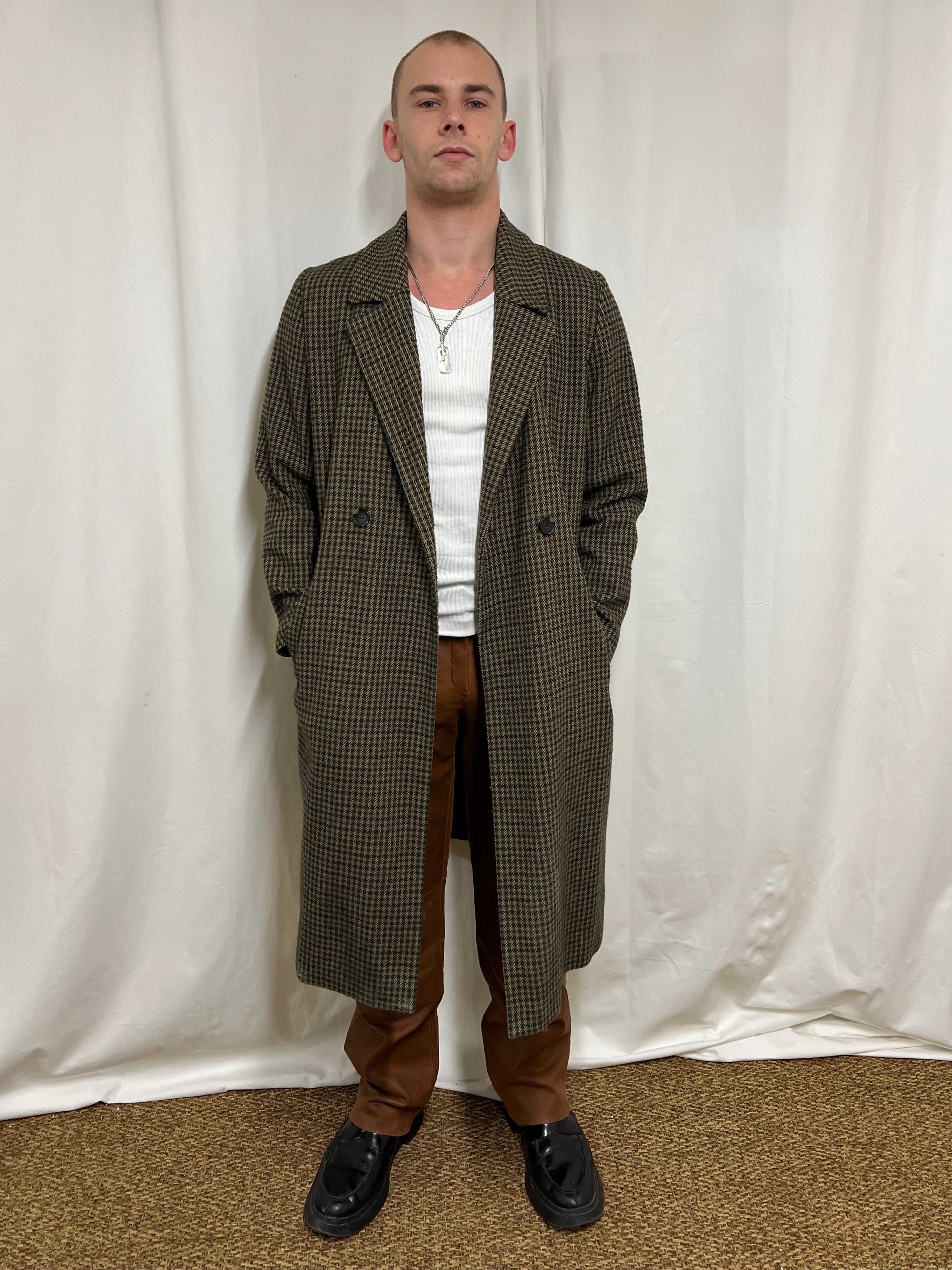 Pied de poule coat