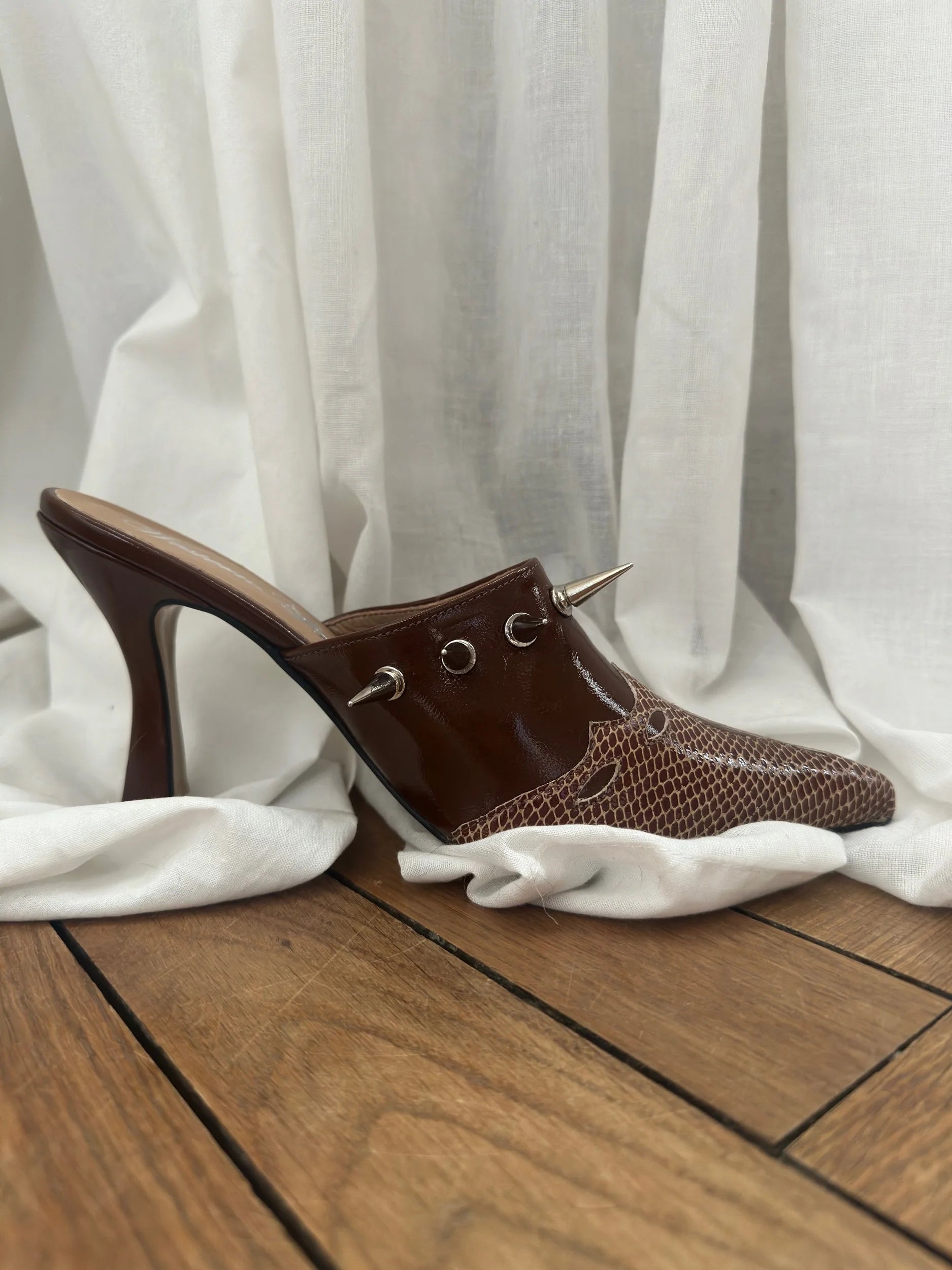 Pre made cowgirl mules bourbon new heel