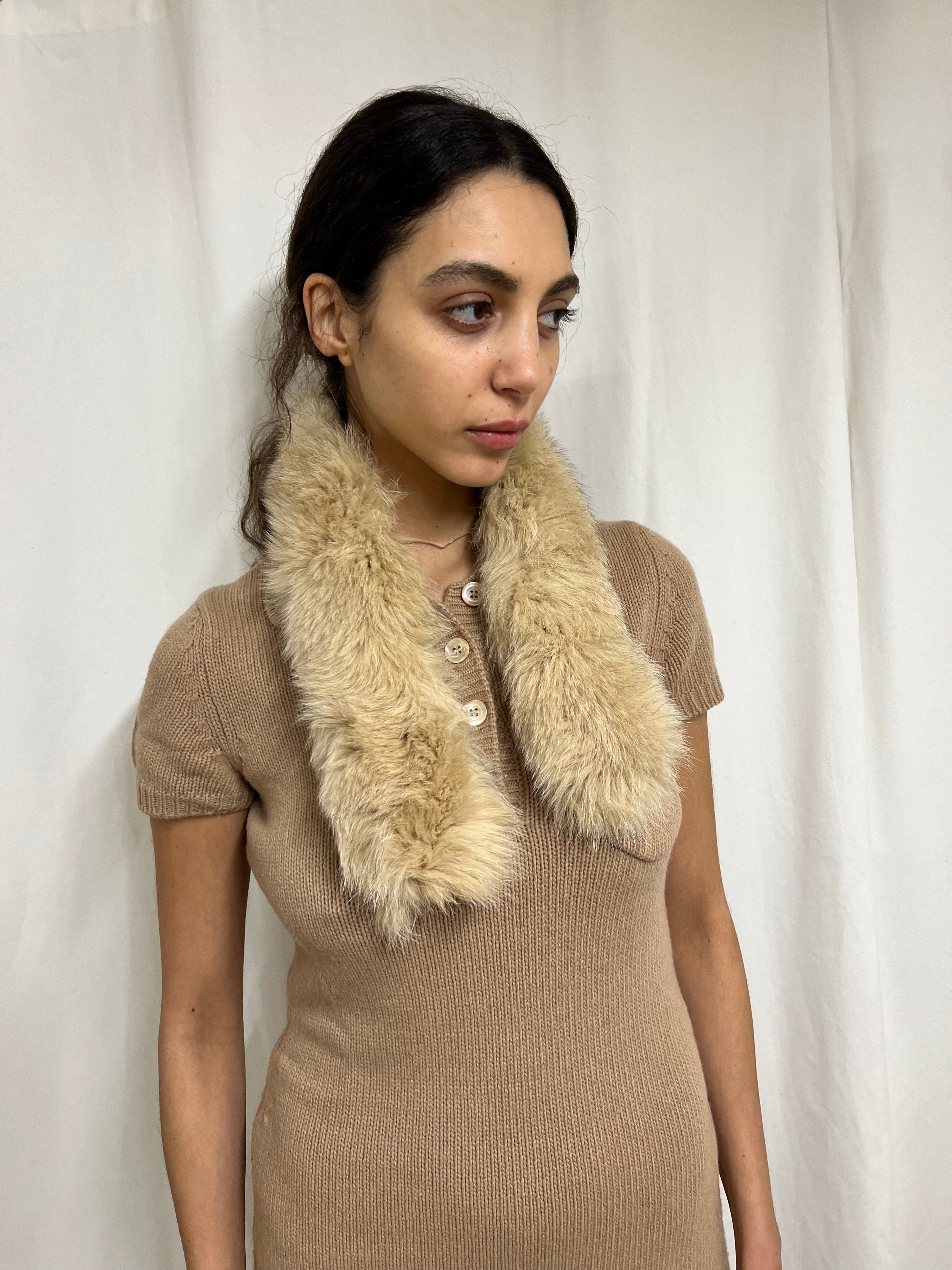 Fur neck