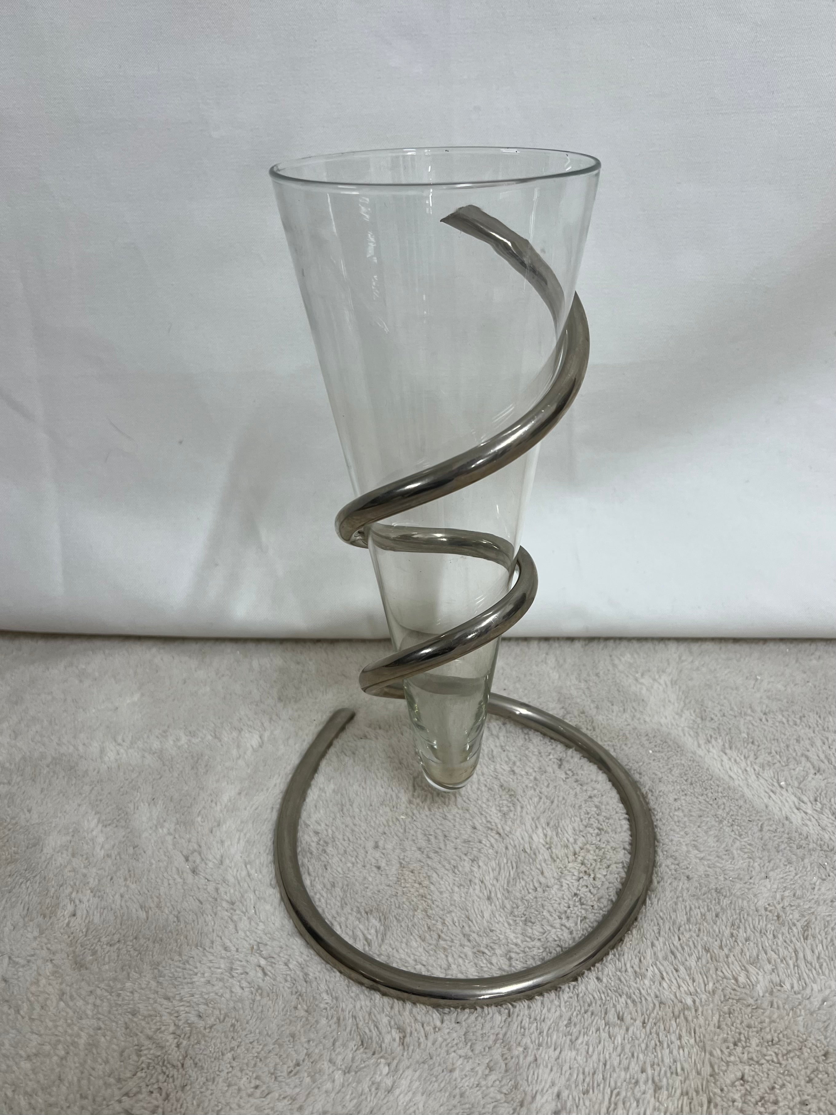 Suspended vase