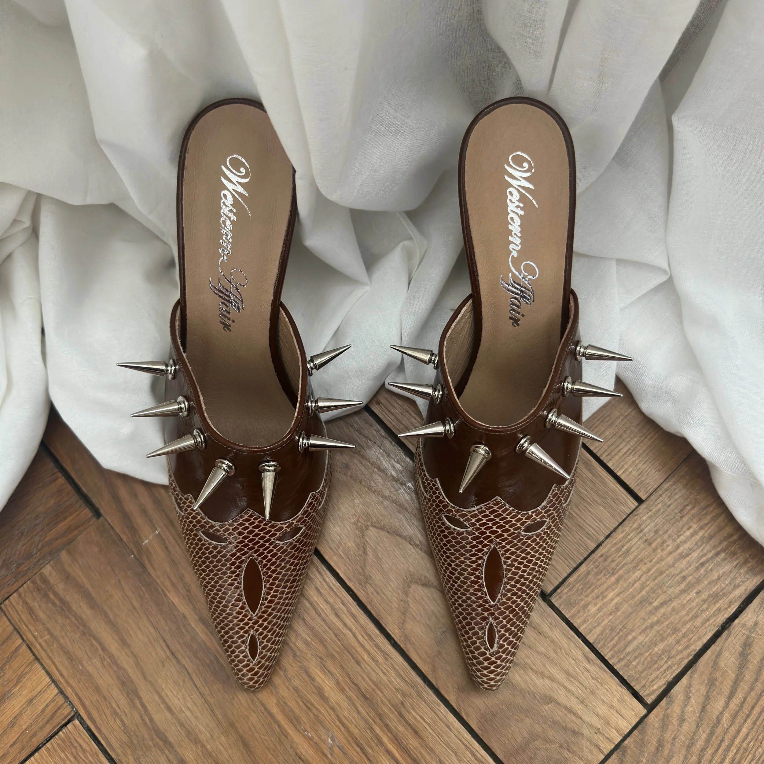 Pre made cowgirl mules bourbon new heel