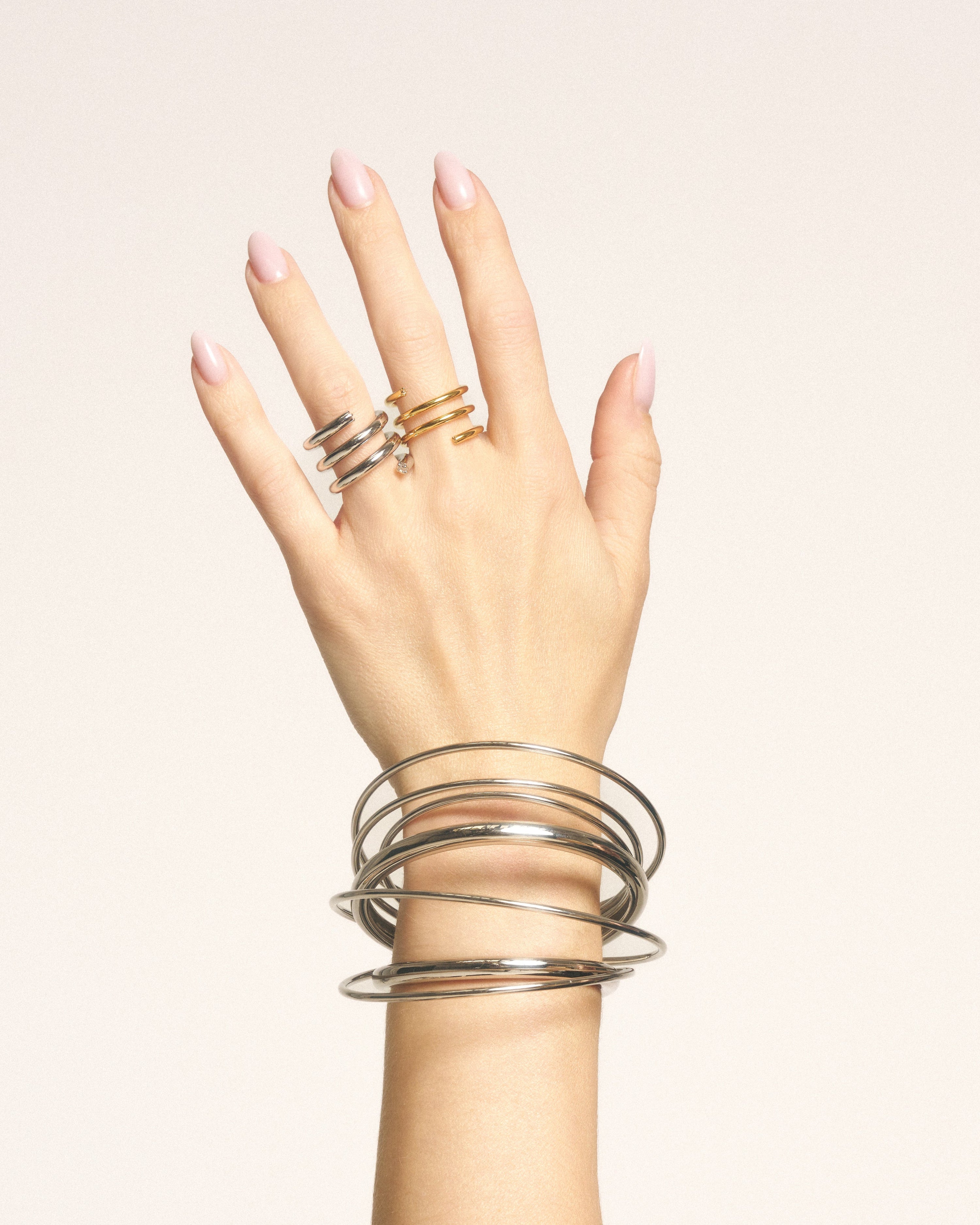 Orbit bracelet