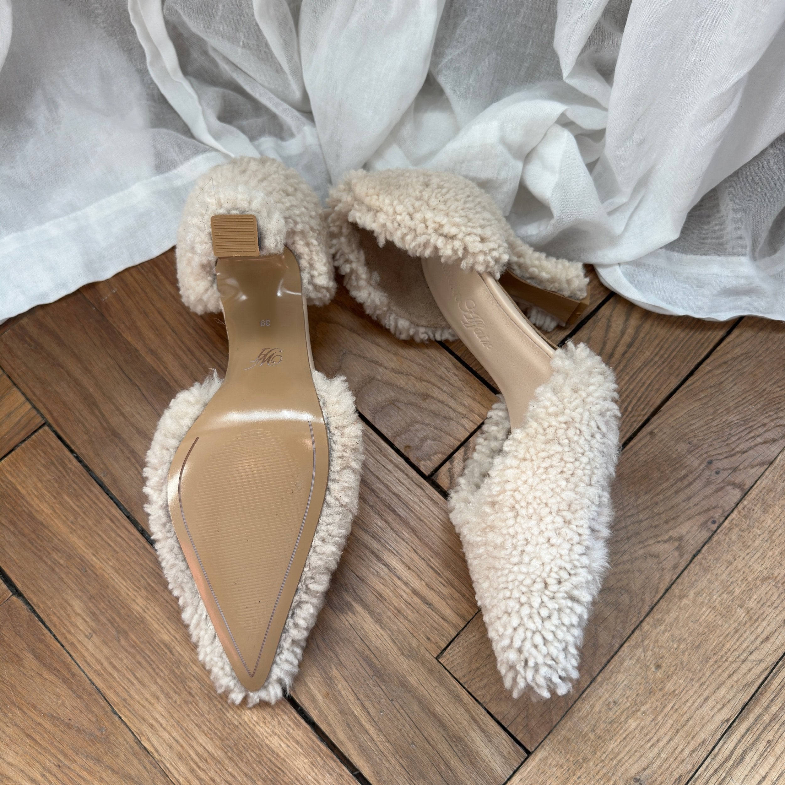1 of 1 size 39