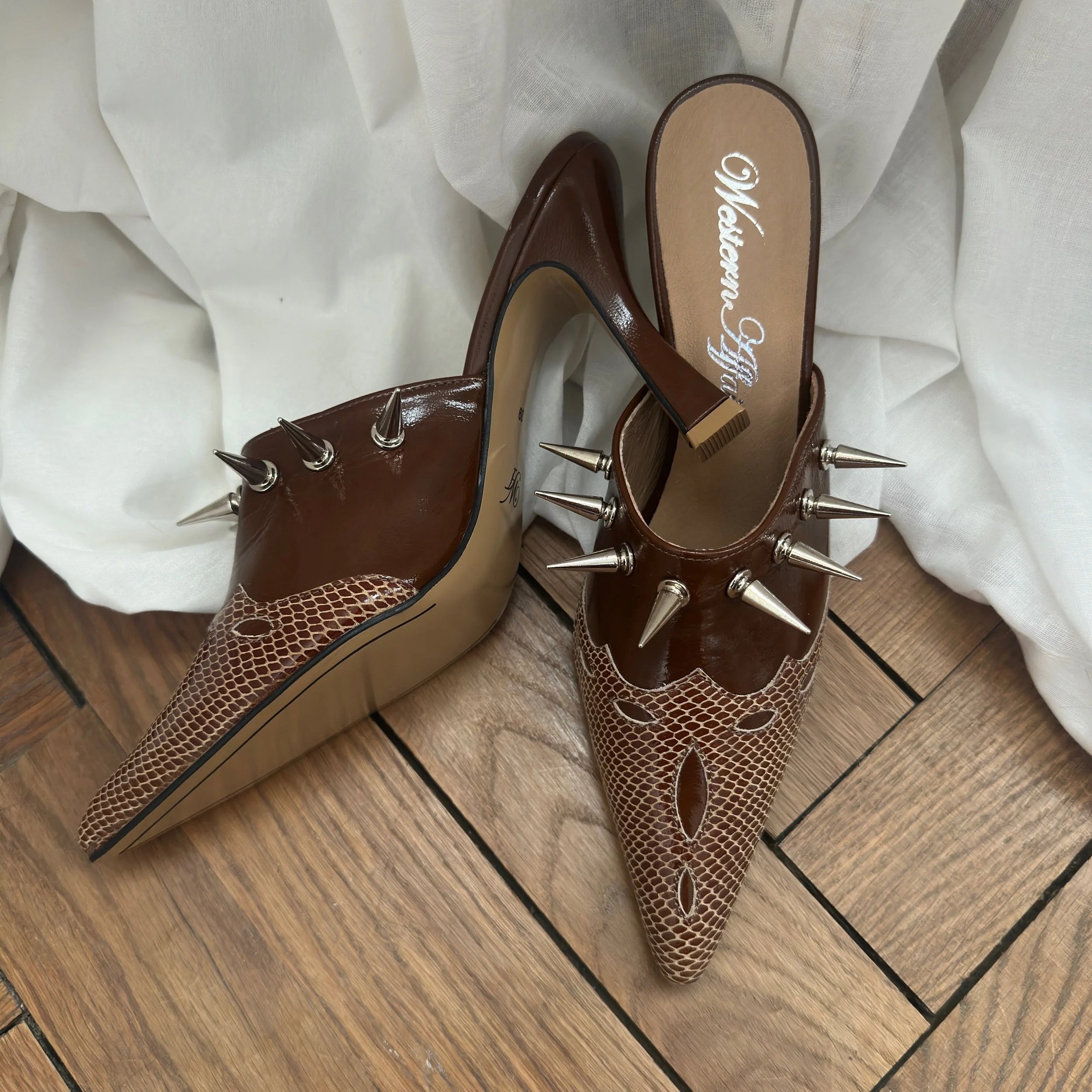 Pre made cowgirl mules bourbon new heel