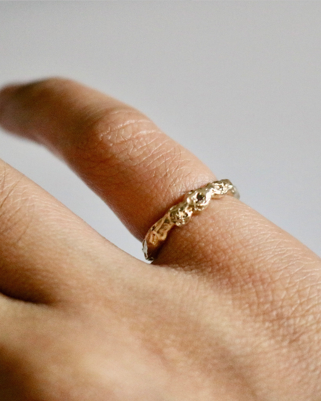 Pinkie's up! ring - gold