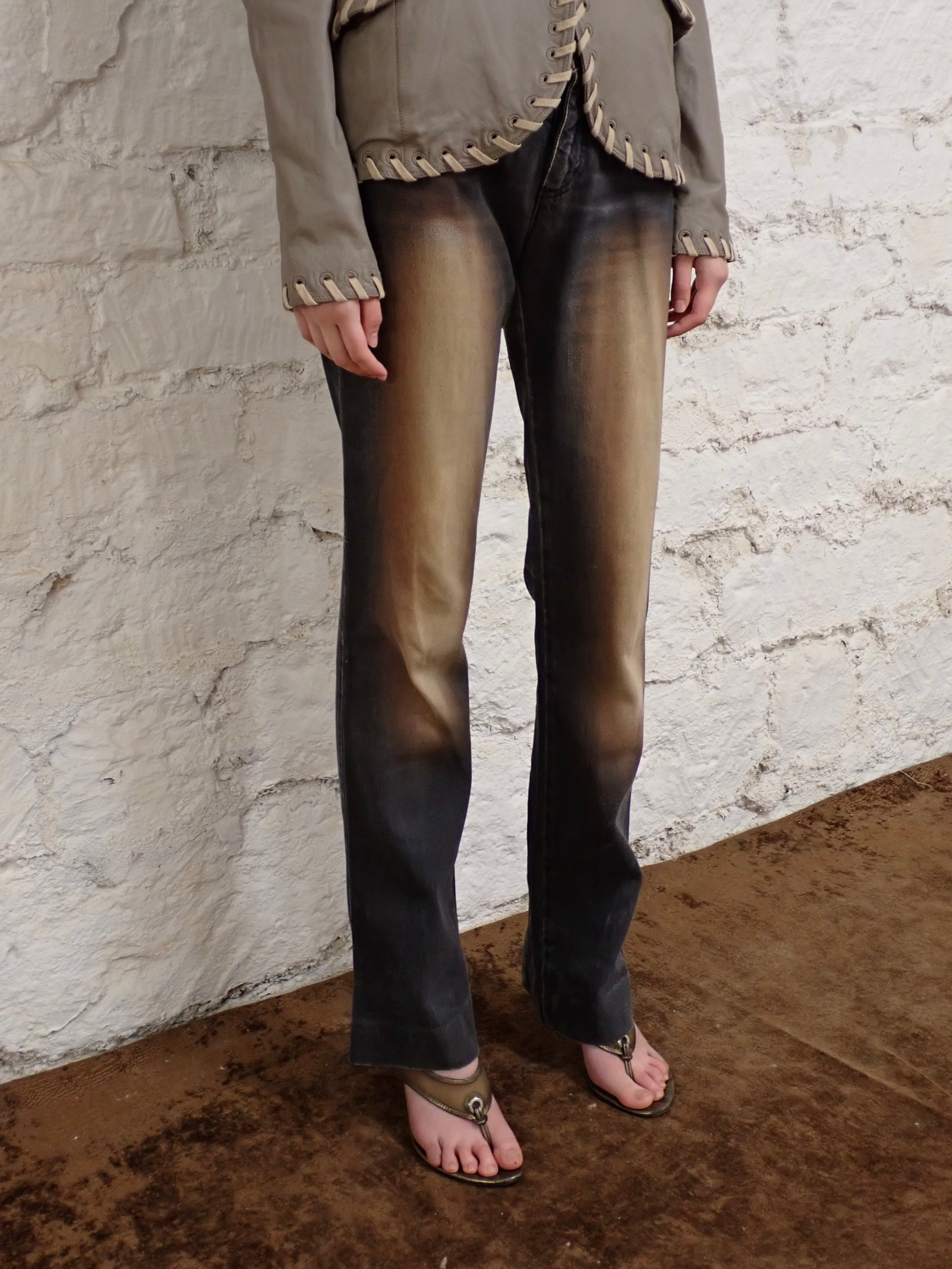 Washed flared denim