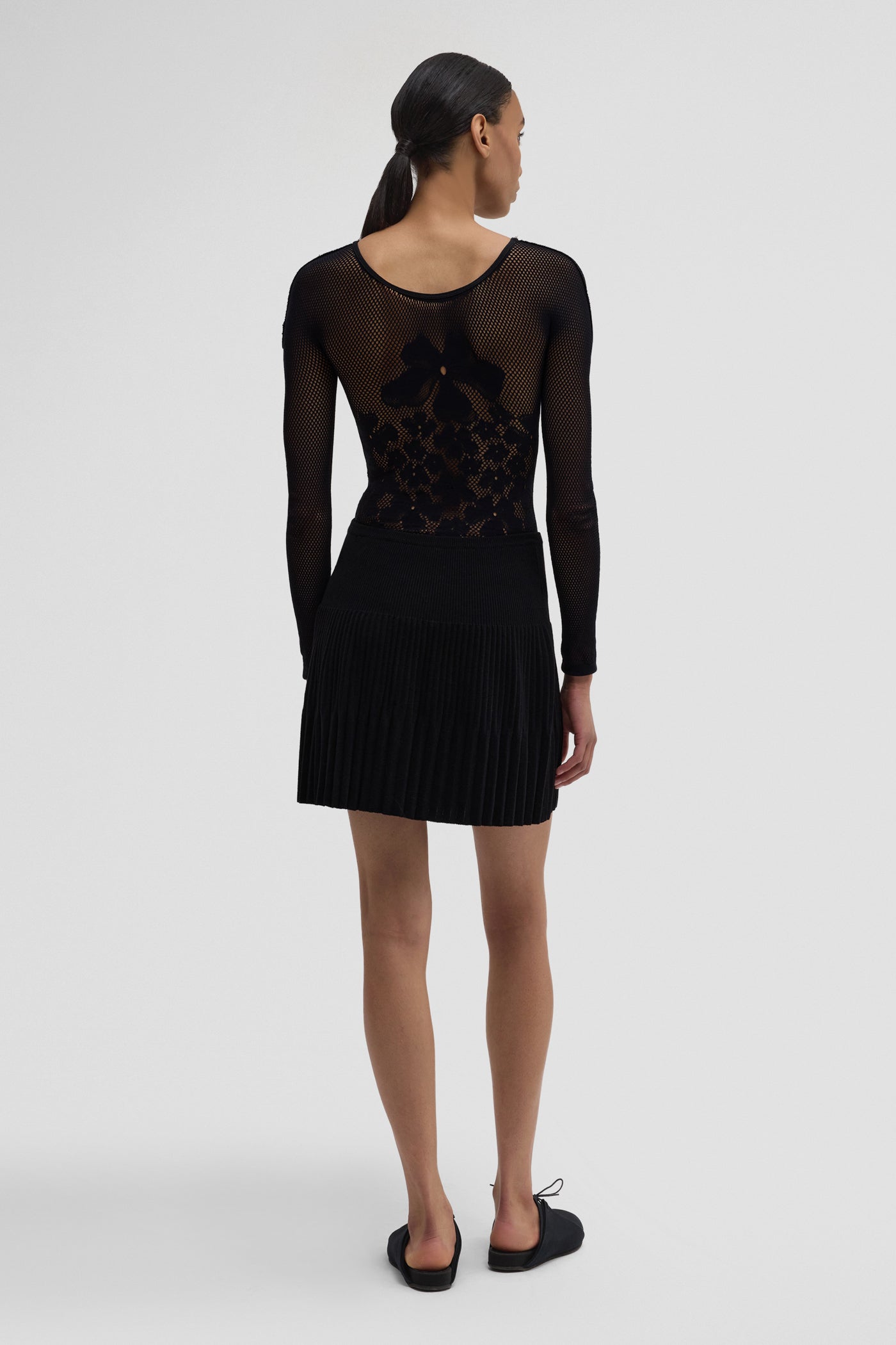 Monogram body