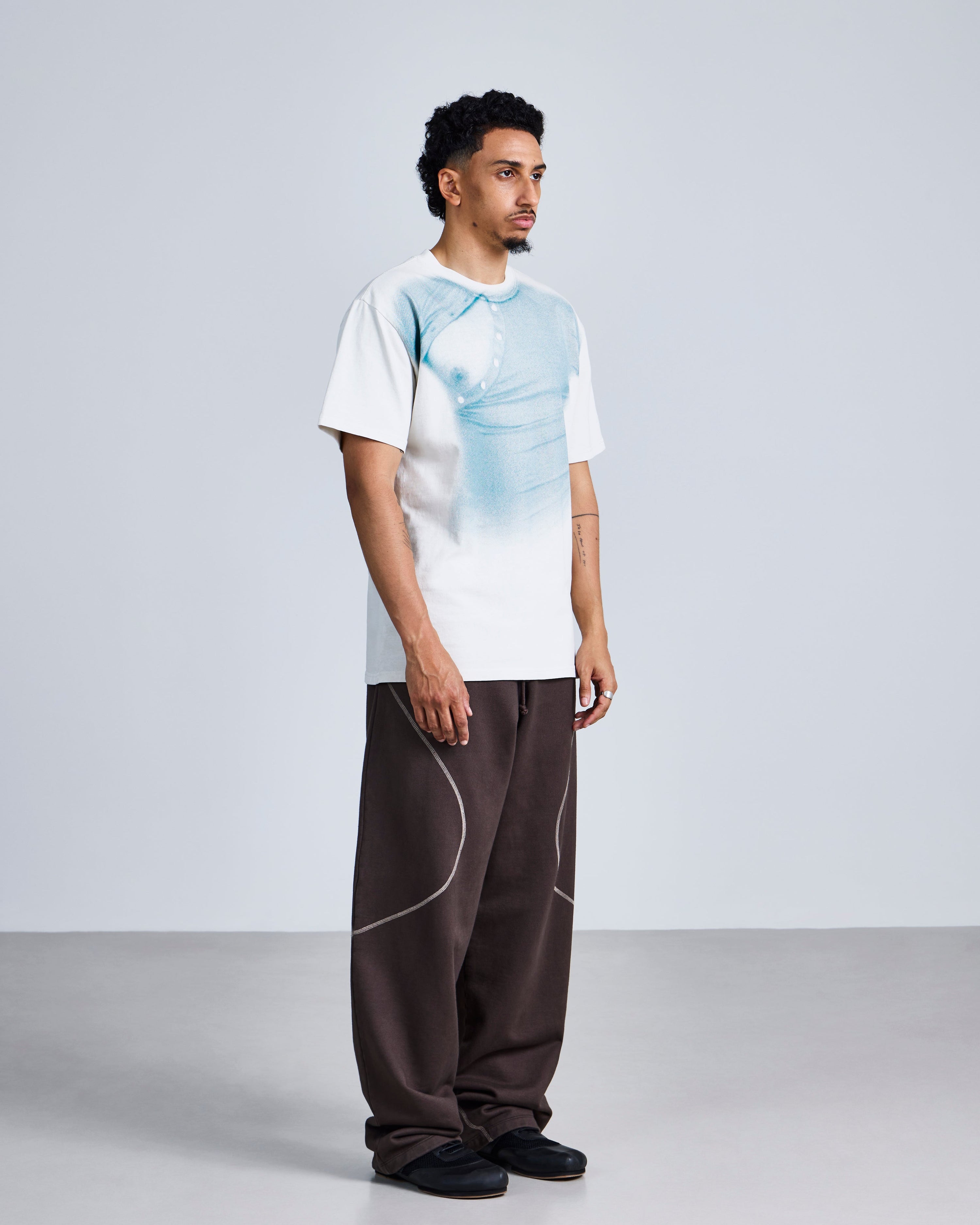 Asymmetric henley' print t-shirt