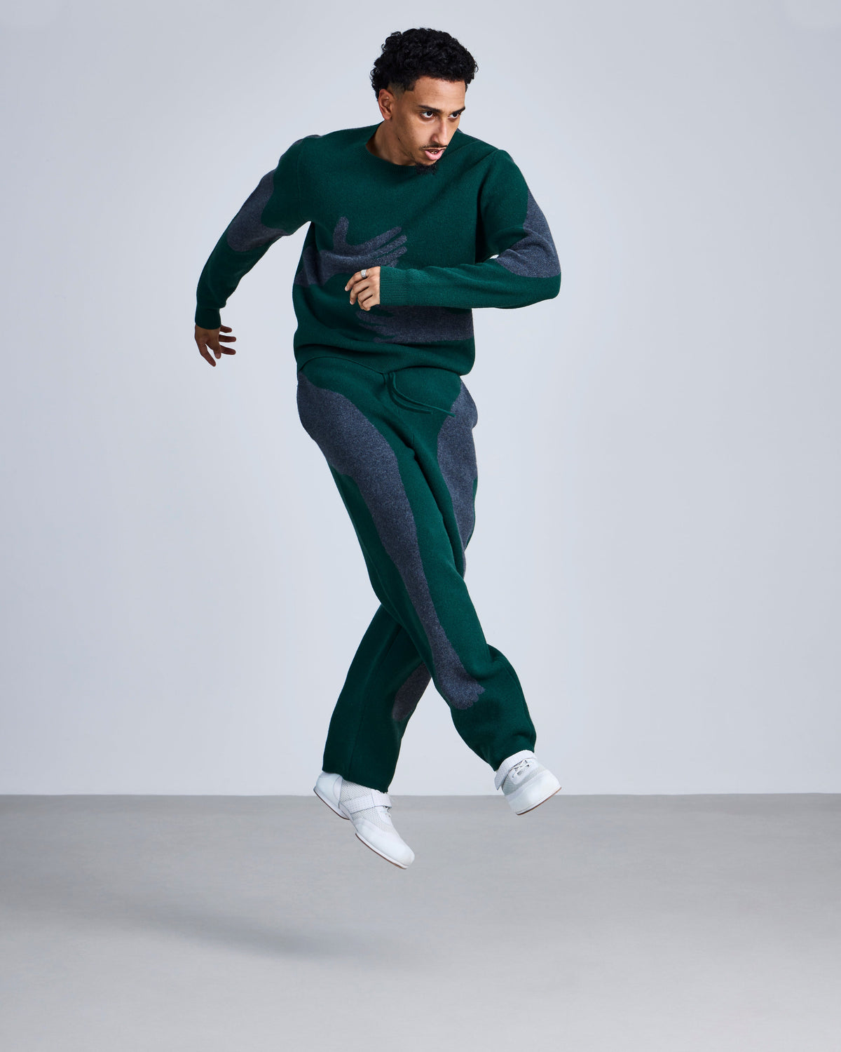 Knitted 'embrace' pants