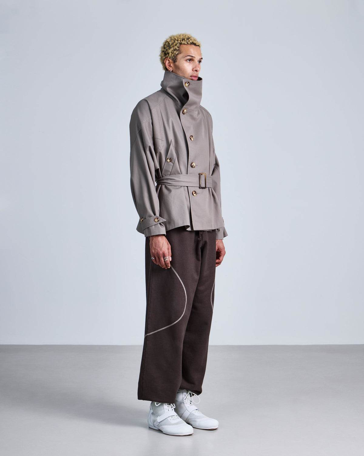 Kinetic trench coat