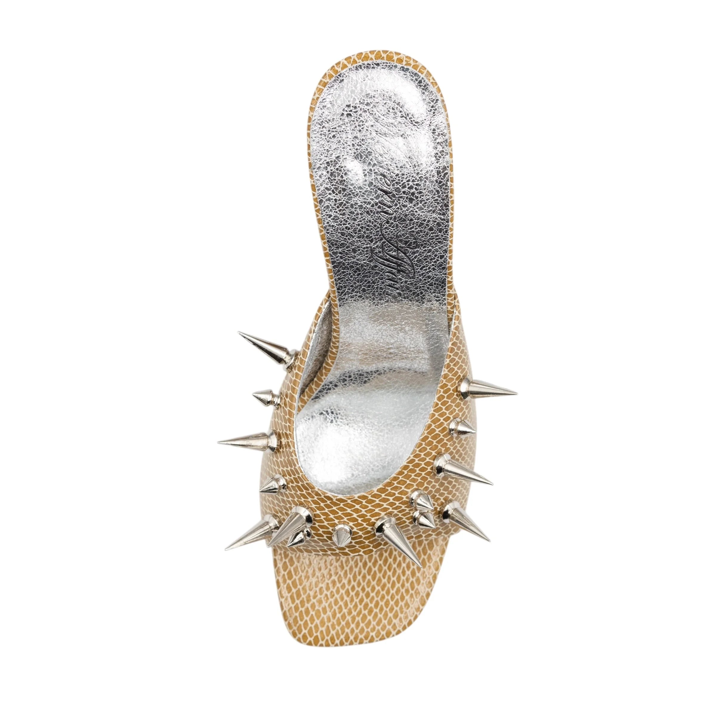 Spotlight heel in taupe