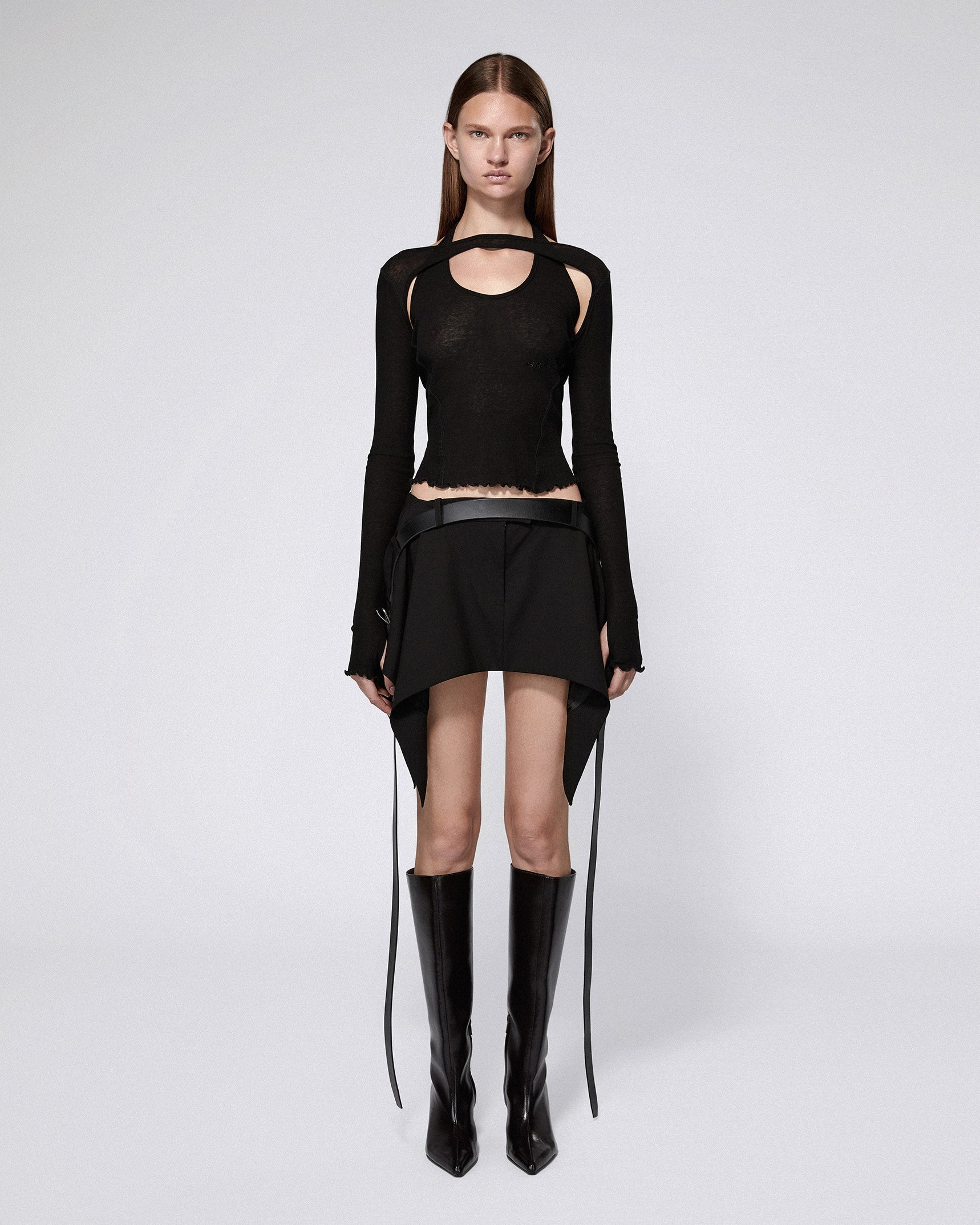 Serpentine tailored skirt black