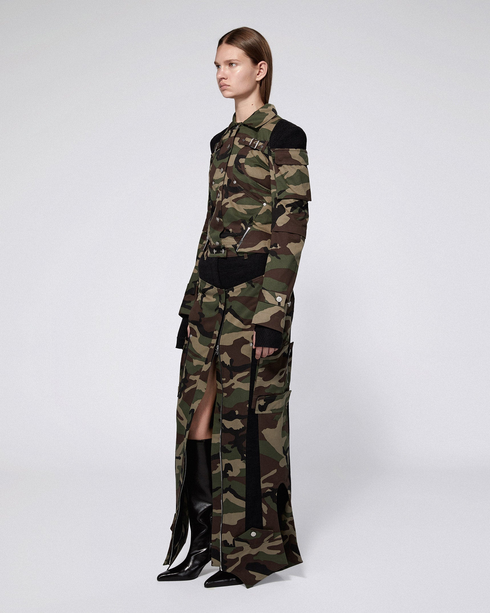 Inverse cargo skirt camo