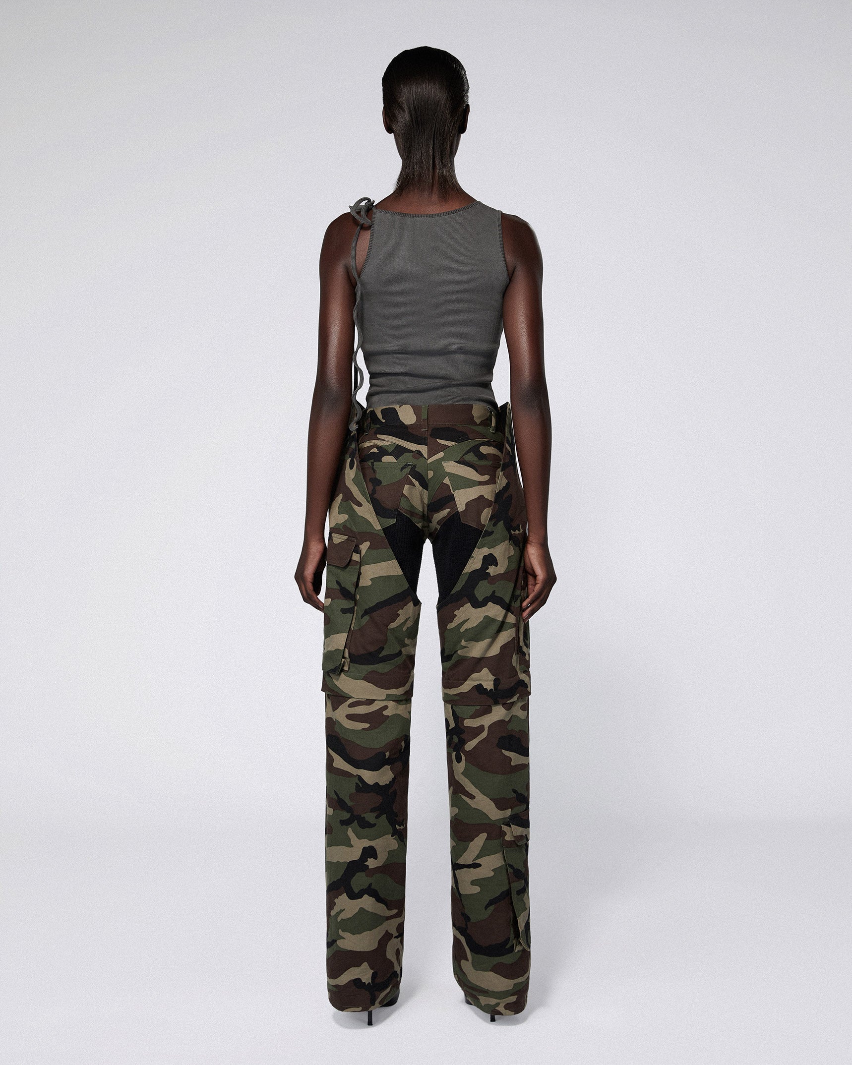Srvc - type 0 ribtank charcoal