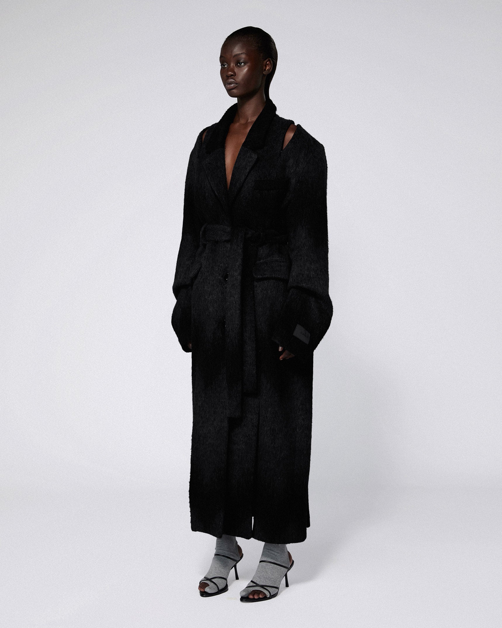 Breakfast coat black