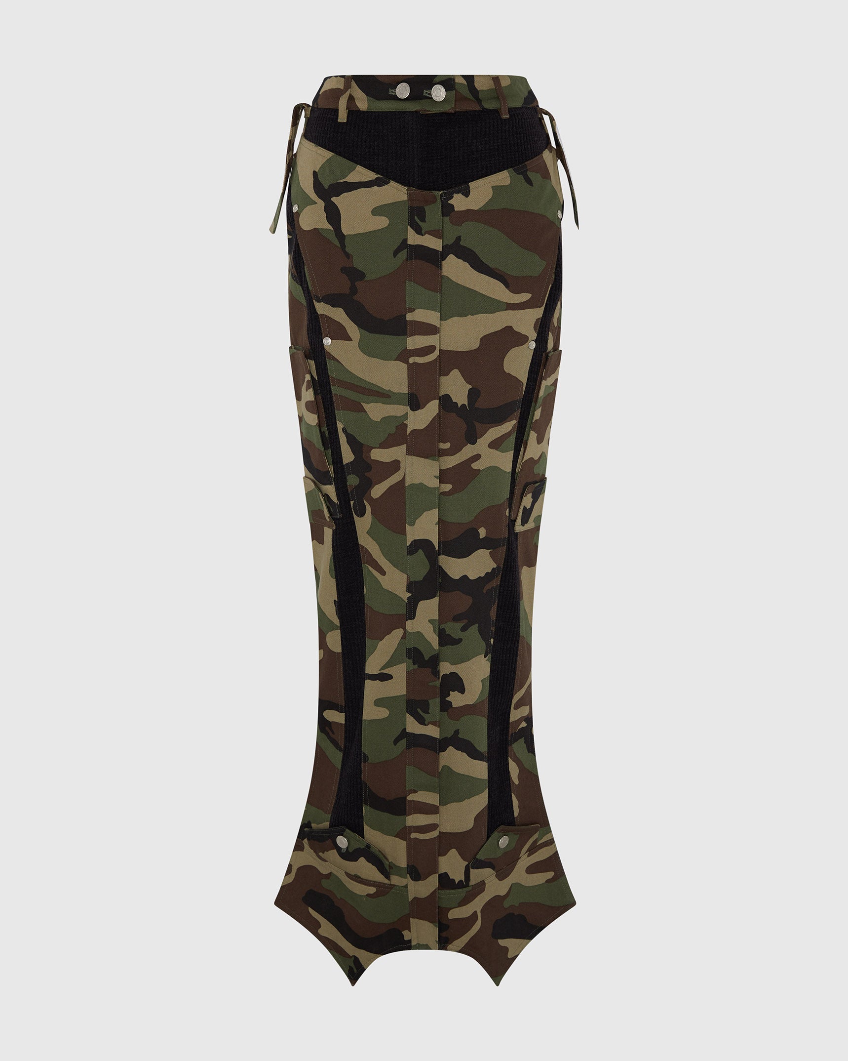 Inverse cargo skirt camo