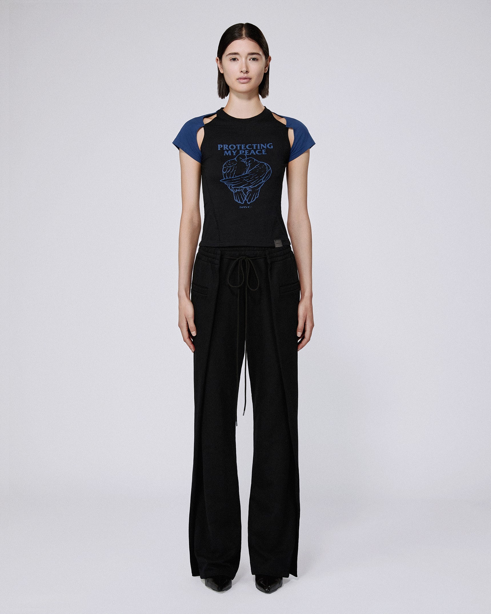 Protecting my peace tee black