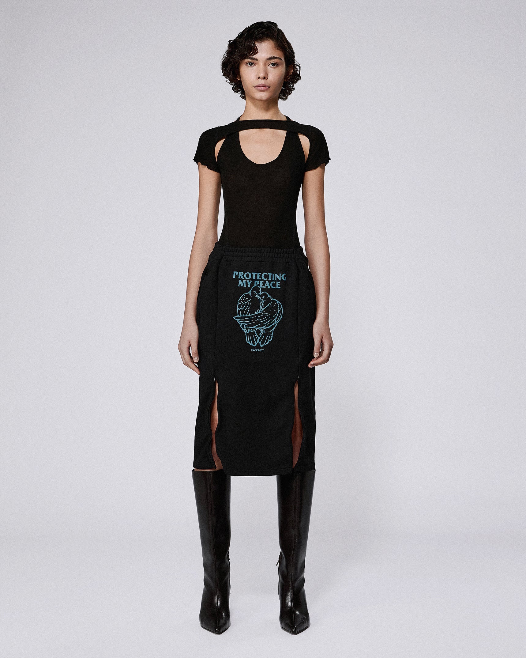 Harness tee black