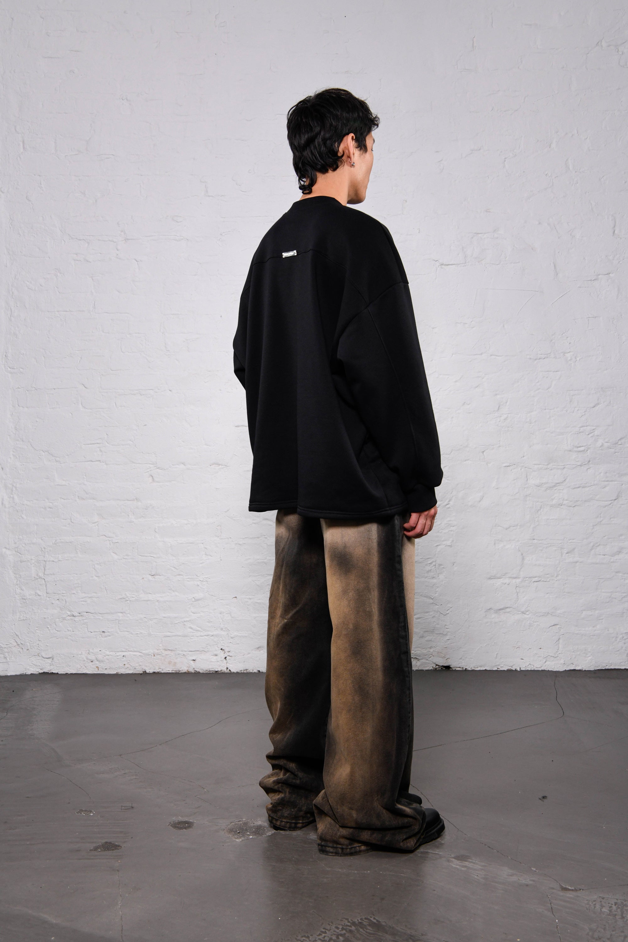Sunday sweater black
