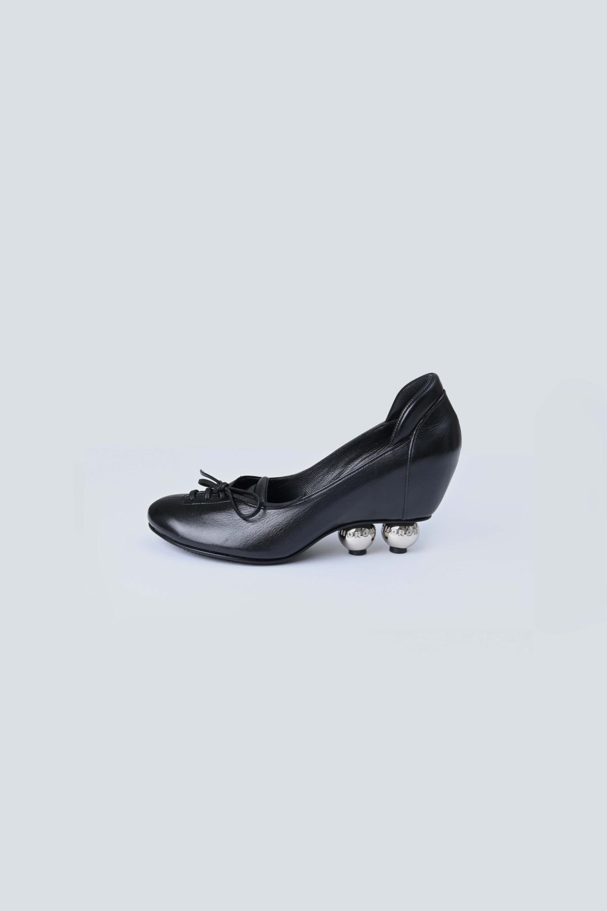 Bow lace up pumps
