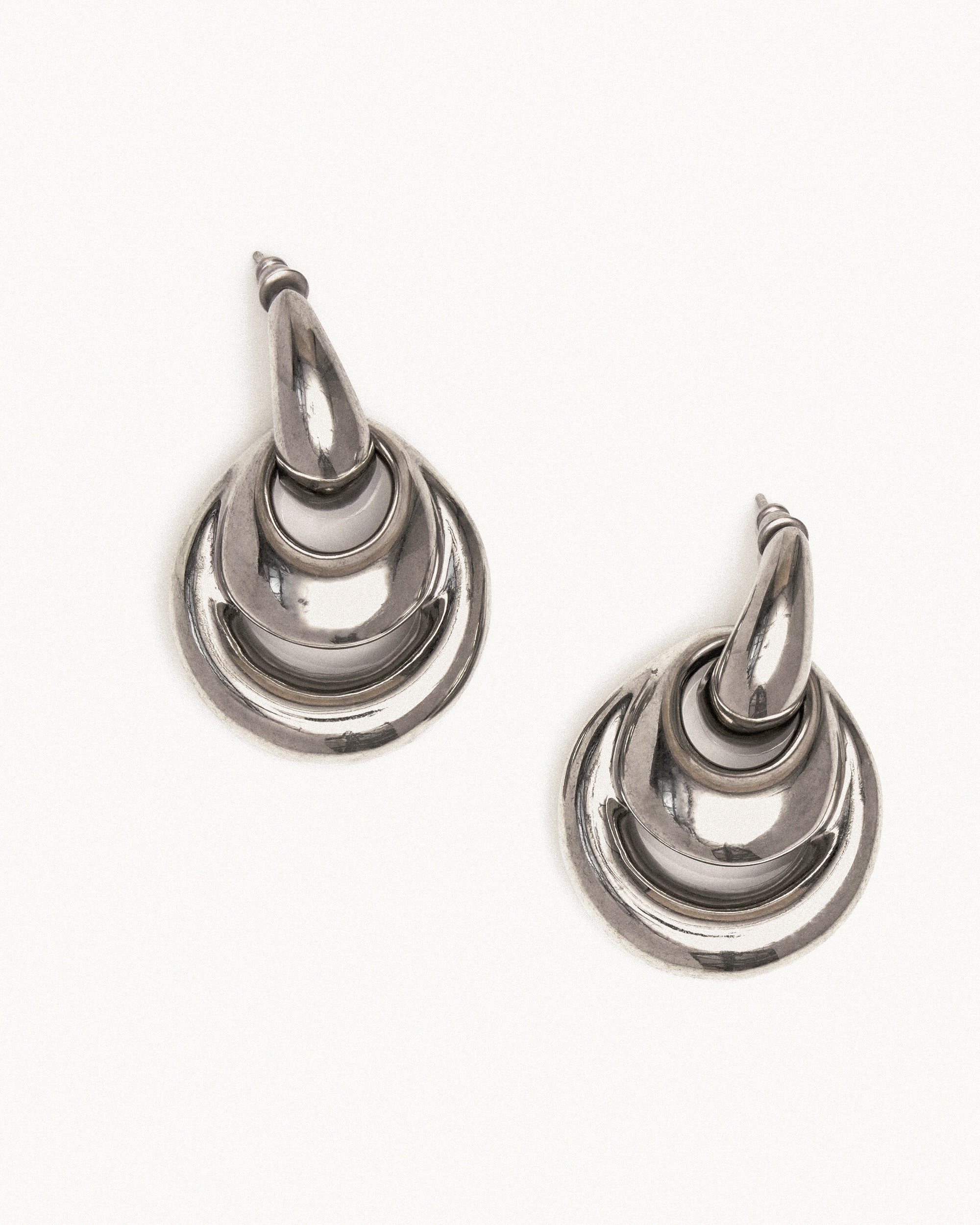 Blow up drop earrings