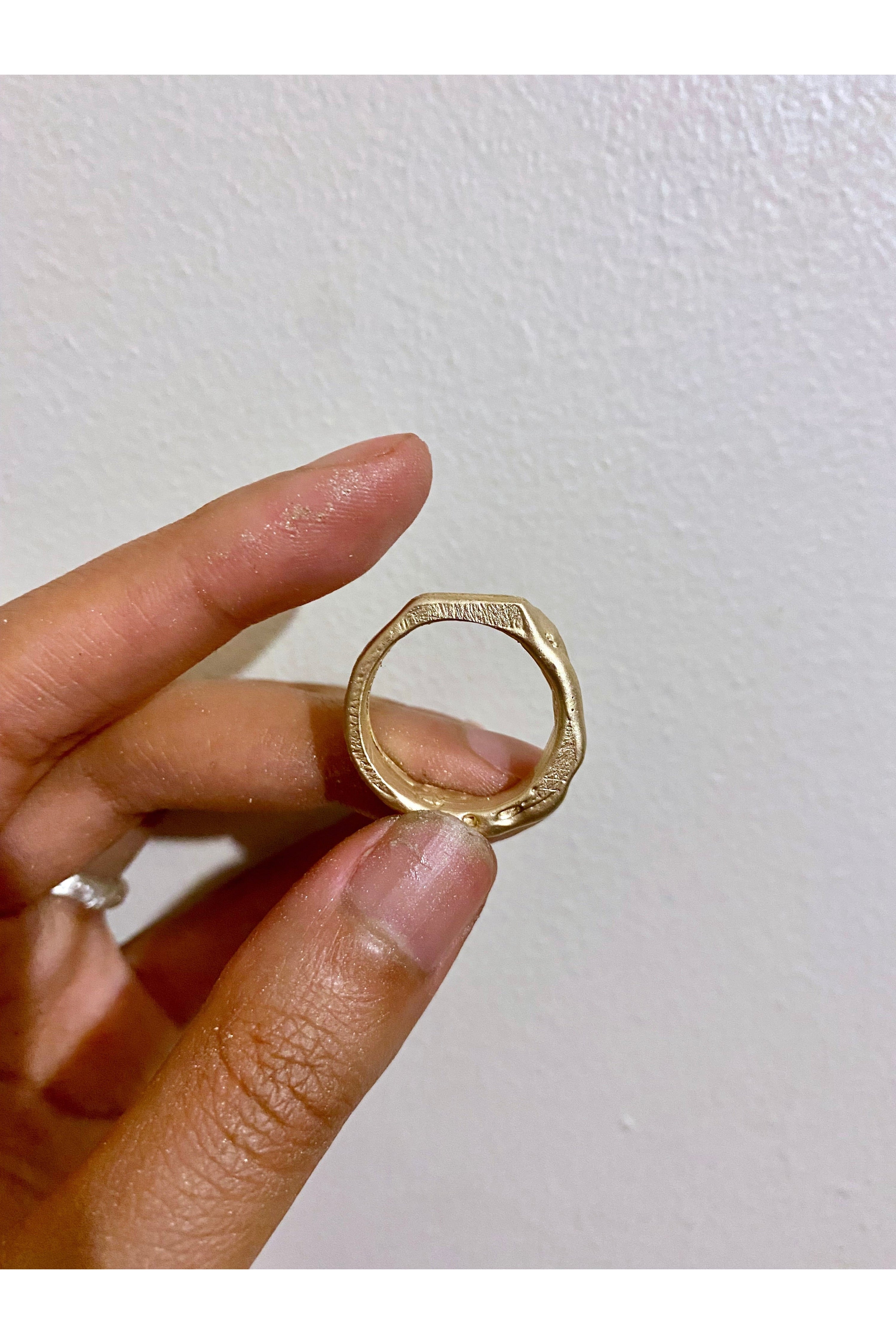 Melting away ring - gold