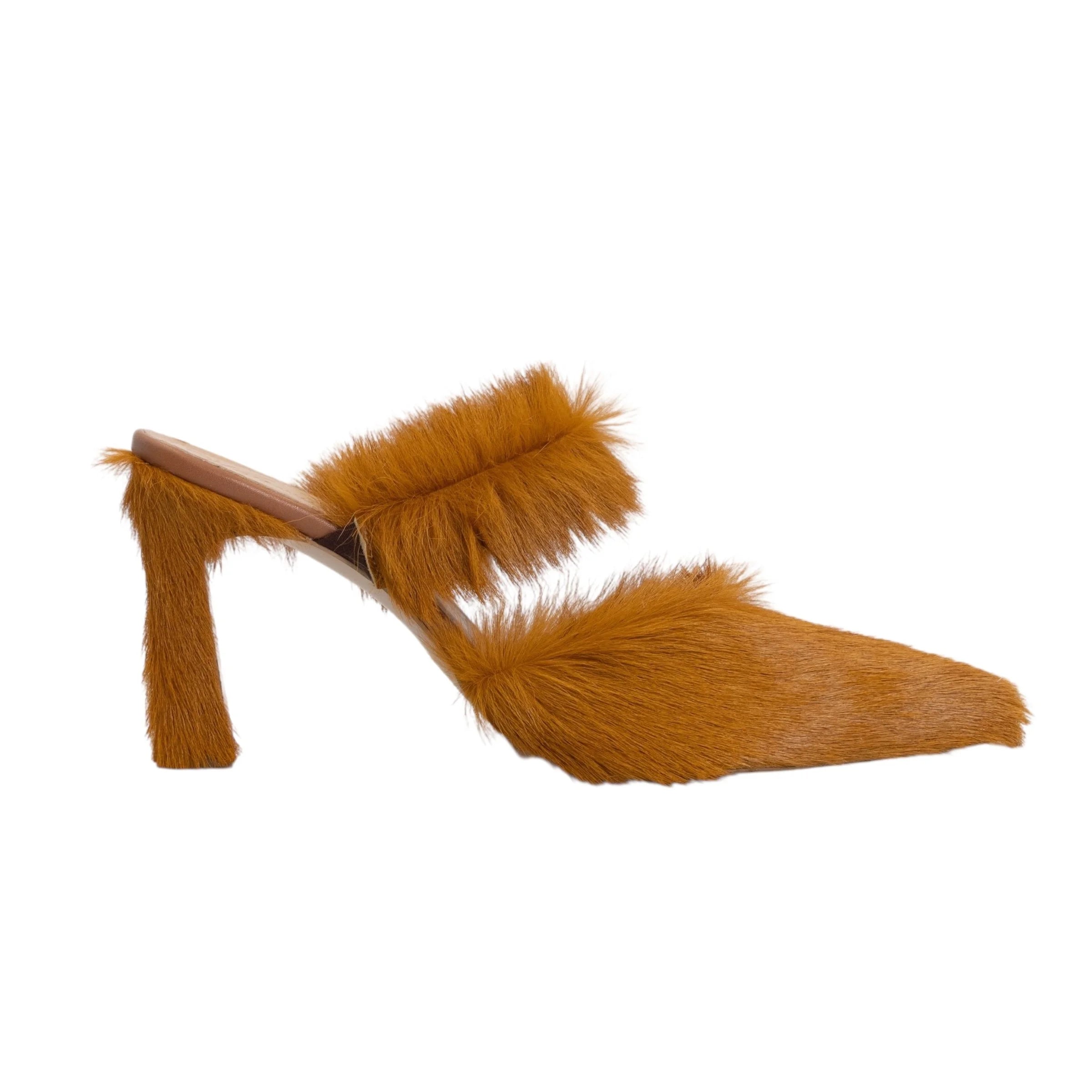 Animal mule in strawberry blonde