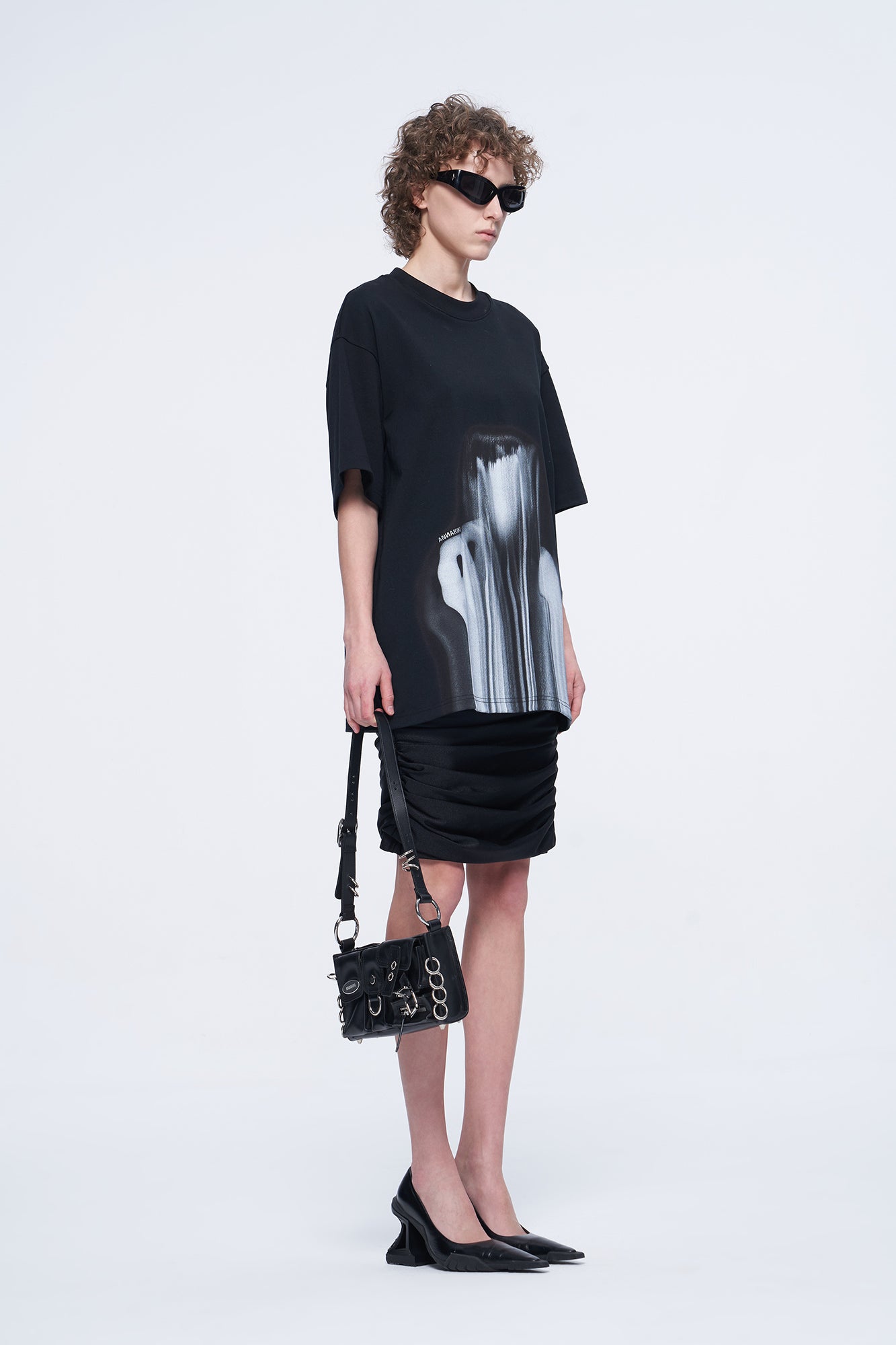 Abstract portrait printed t-shirt