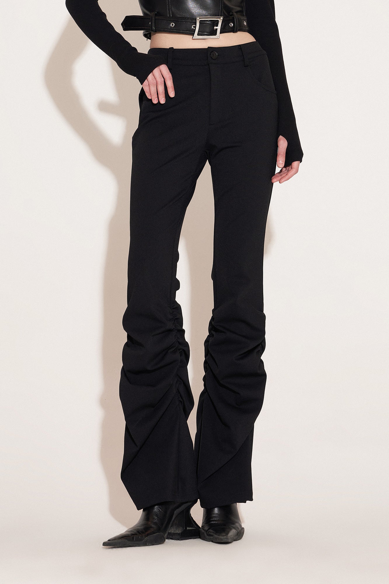 Pleated slim-fit trousers