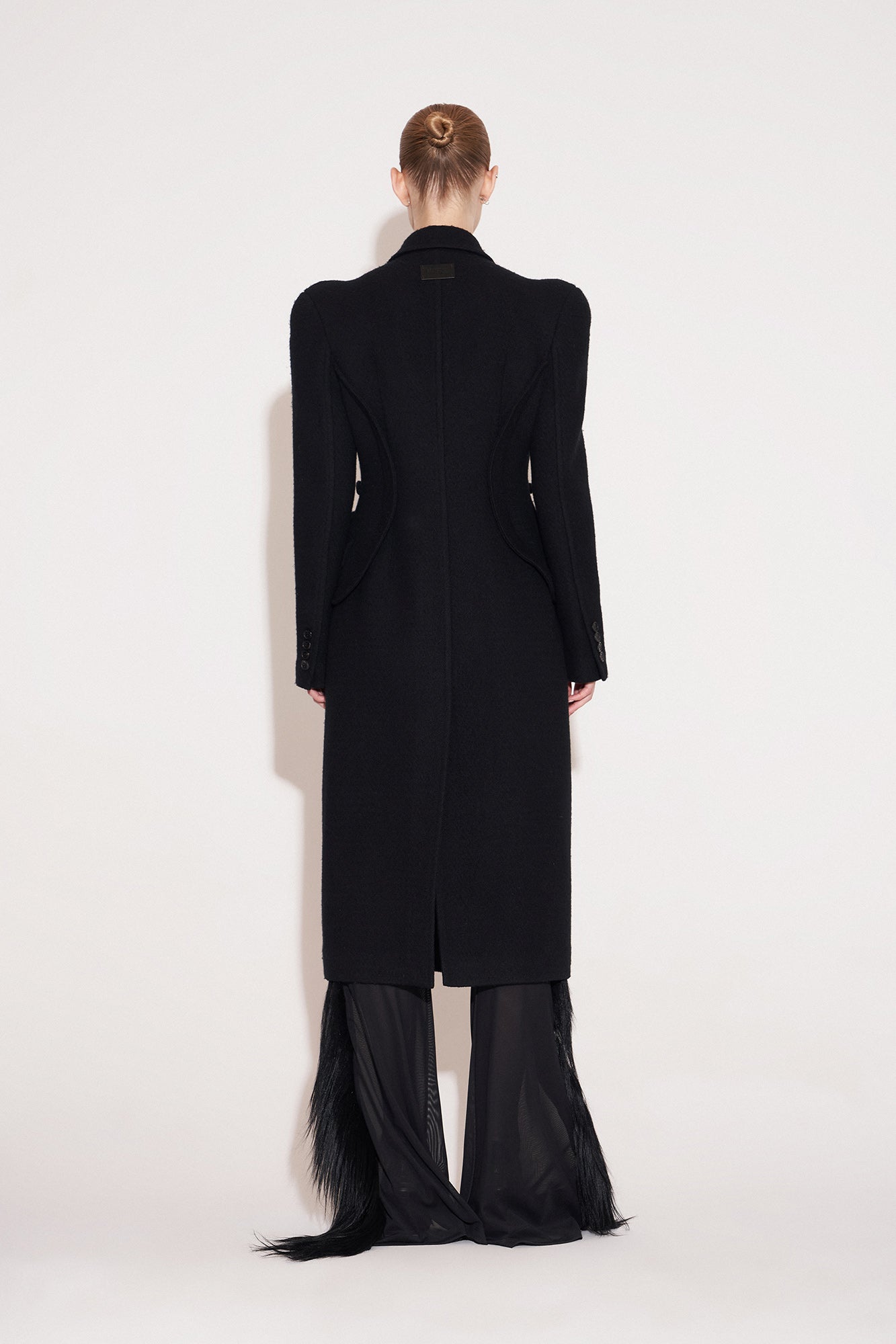 Wool multilayer flying piece architectural coat