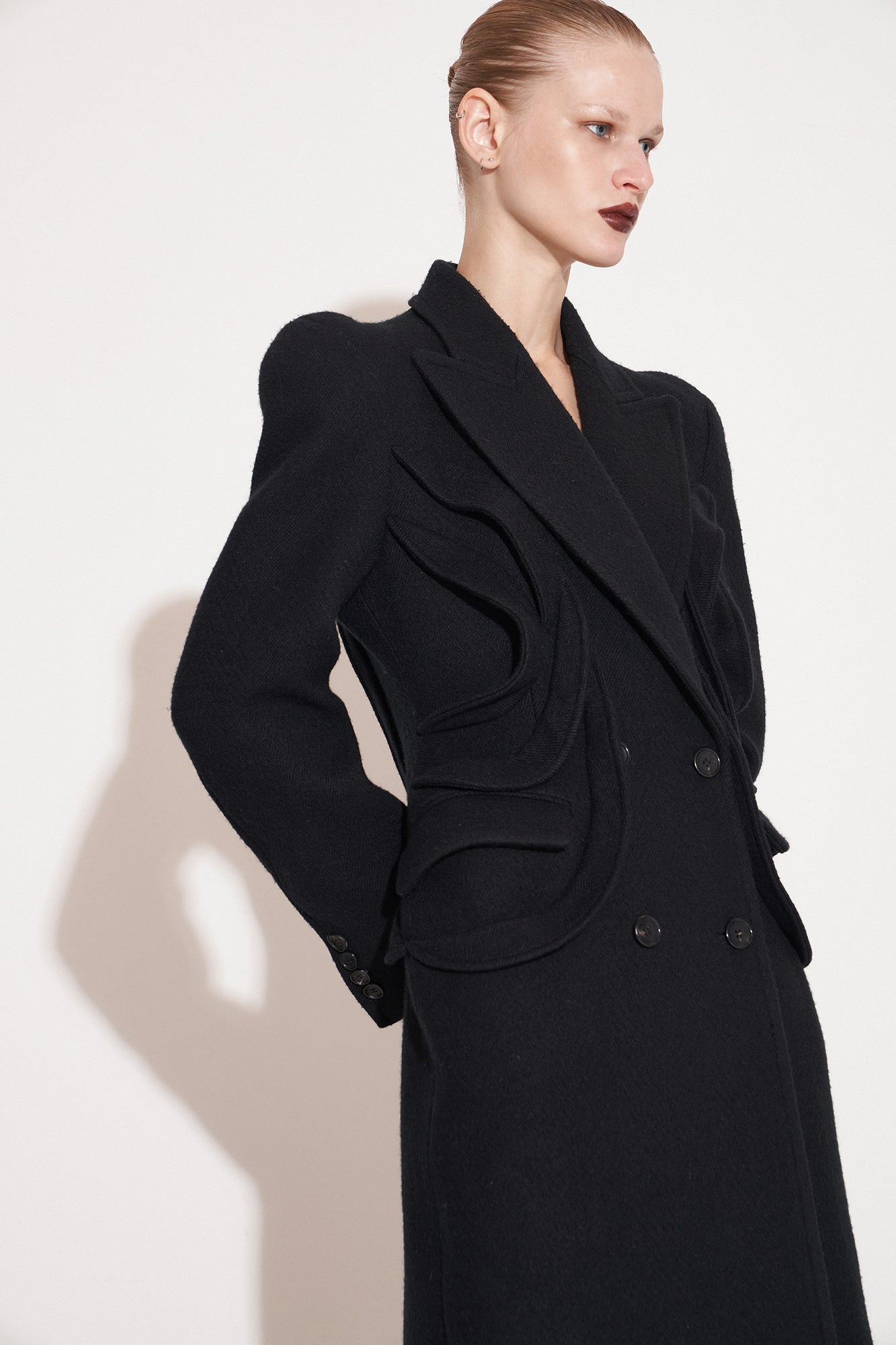 Wool multilayer flying piece architectural coat