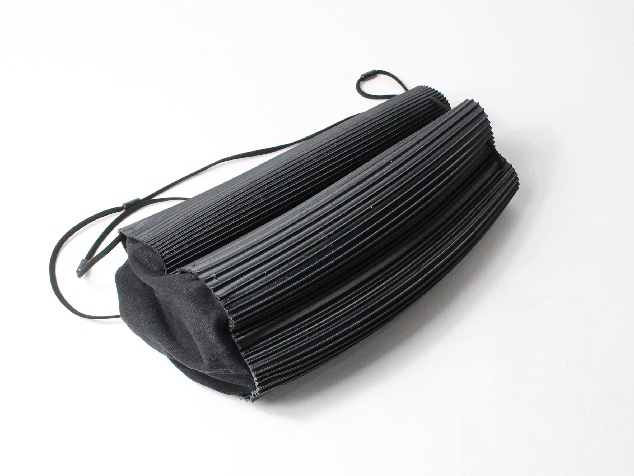 Rubber body bag, black