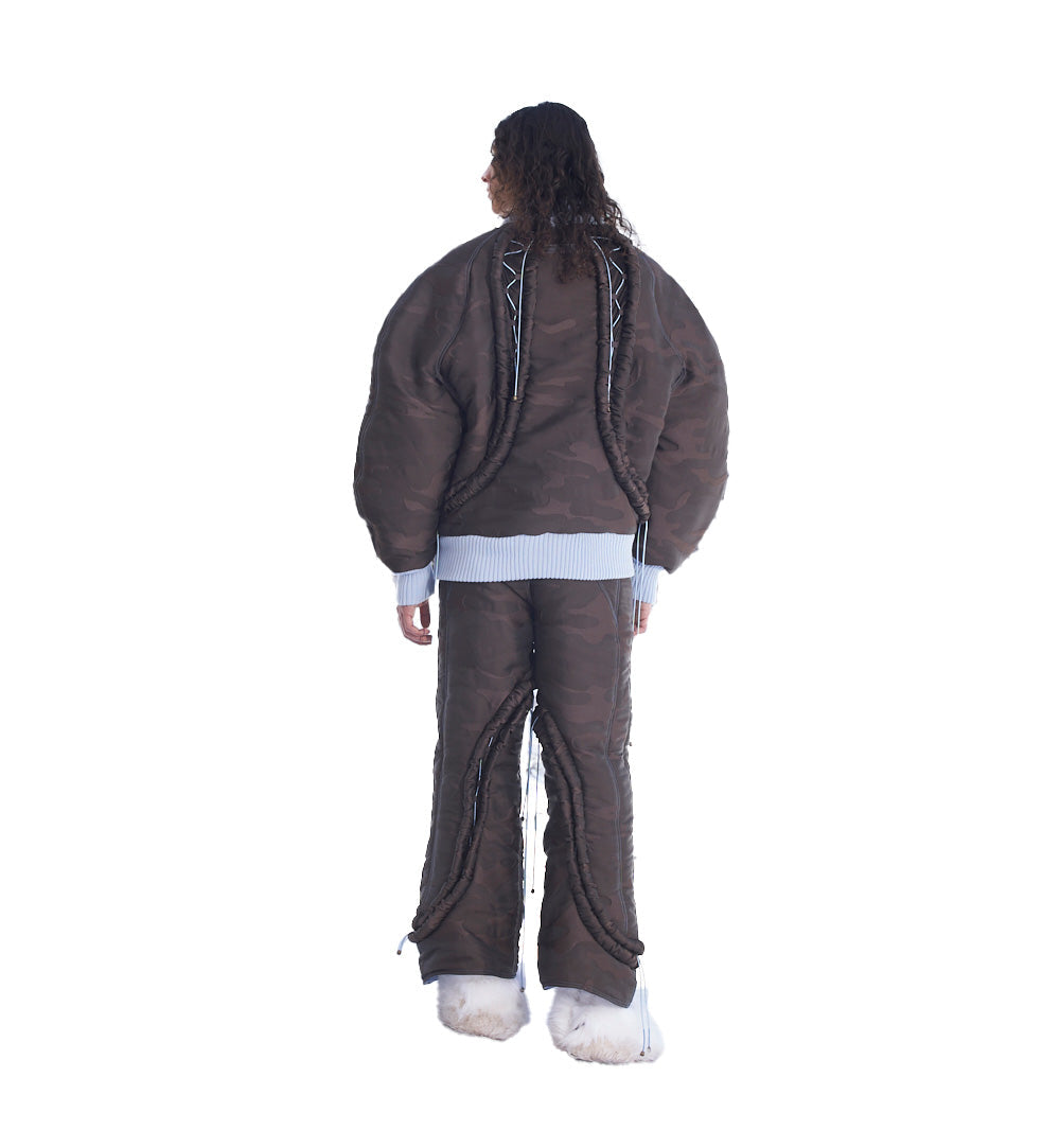 Snake snow bomber