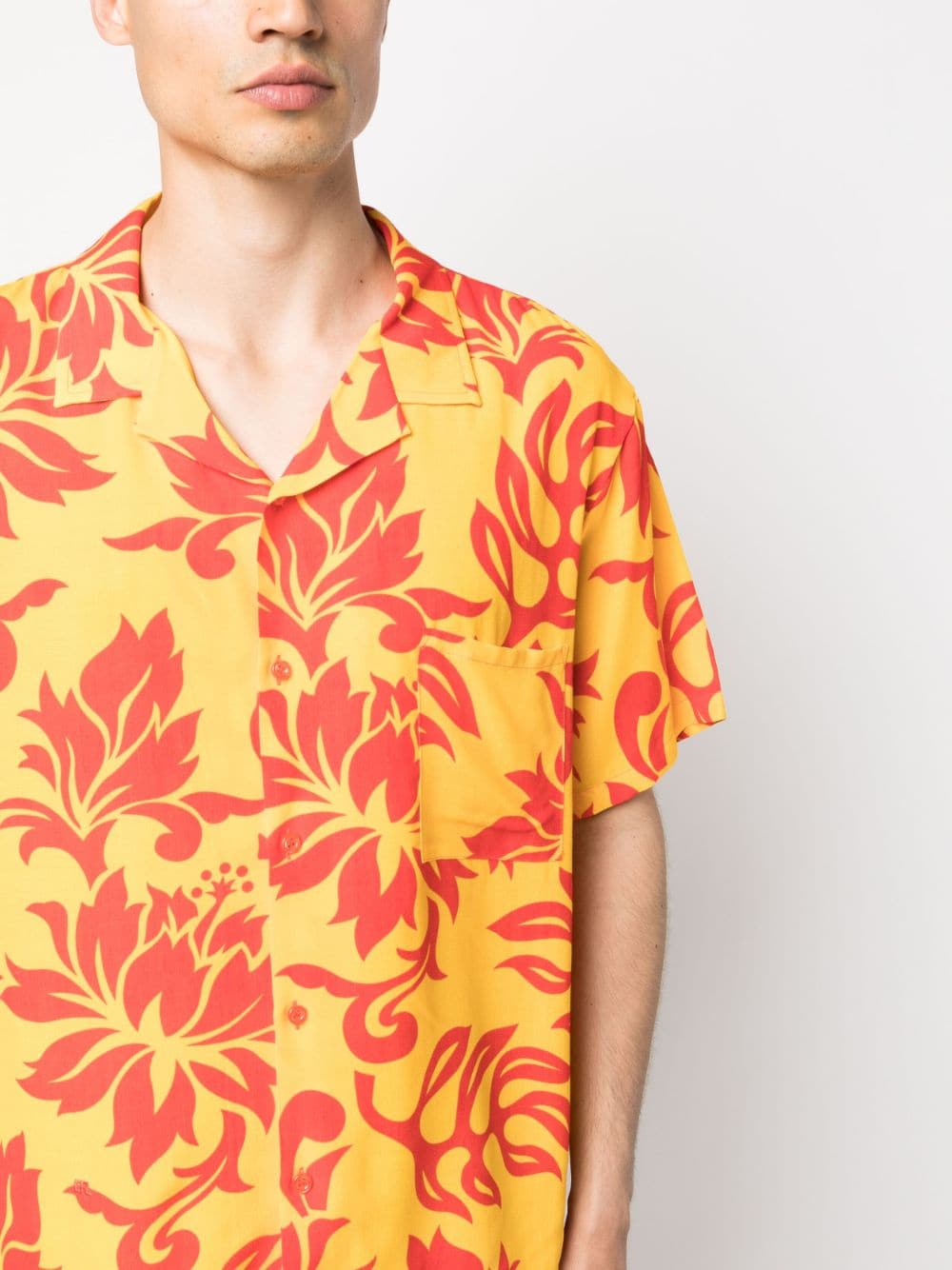 Unisex printed short sleeve shirt woven