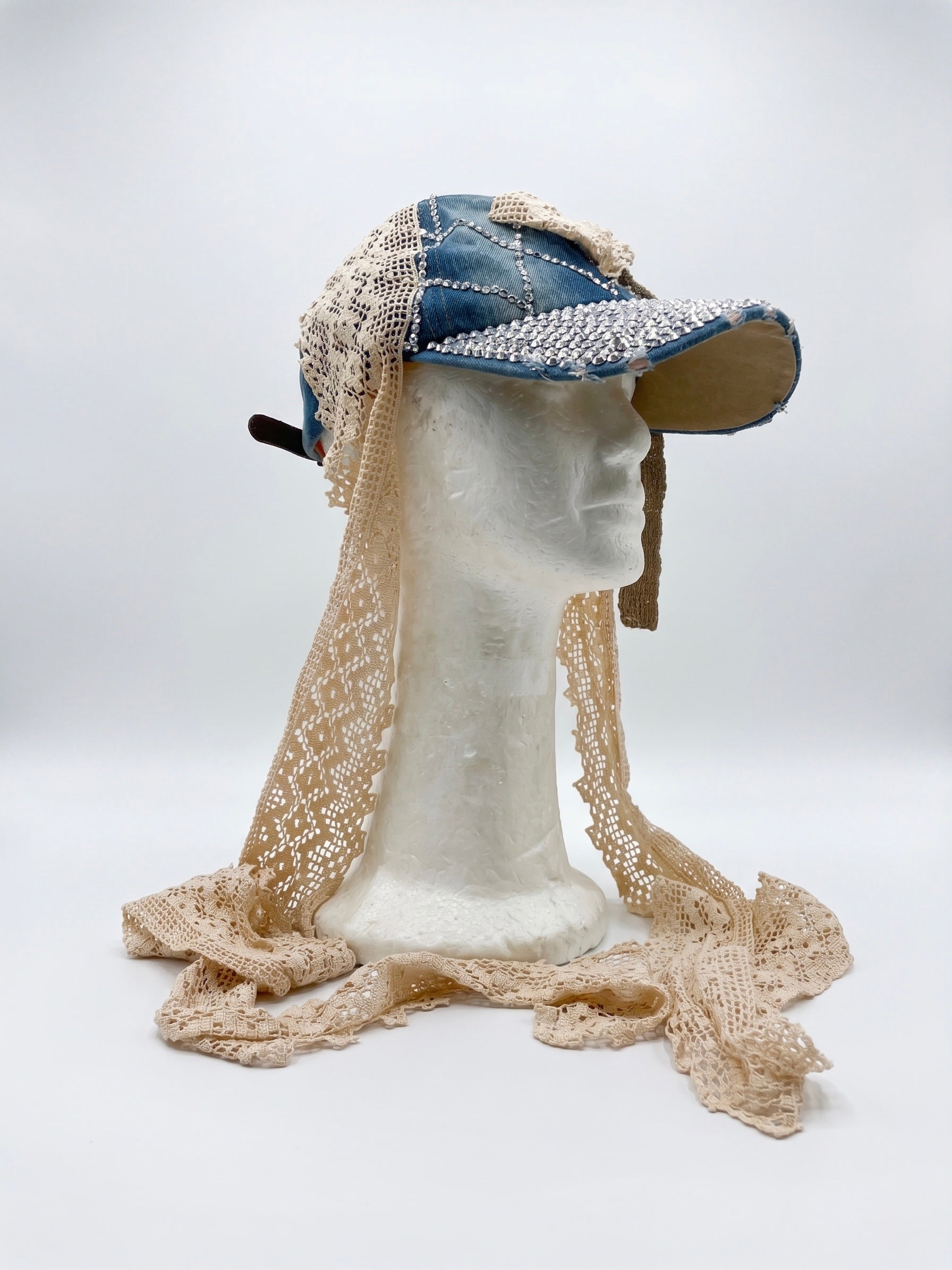 Knitted bow cap