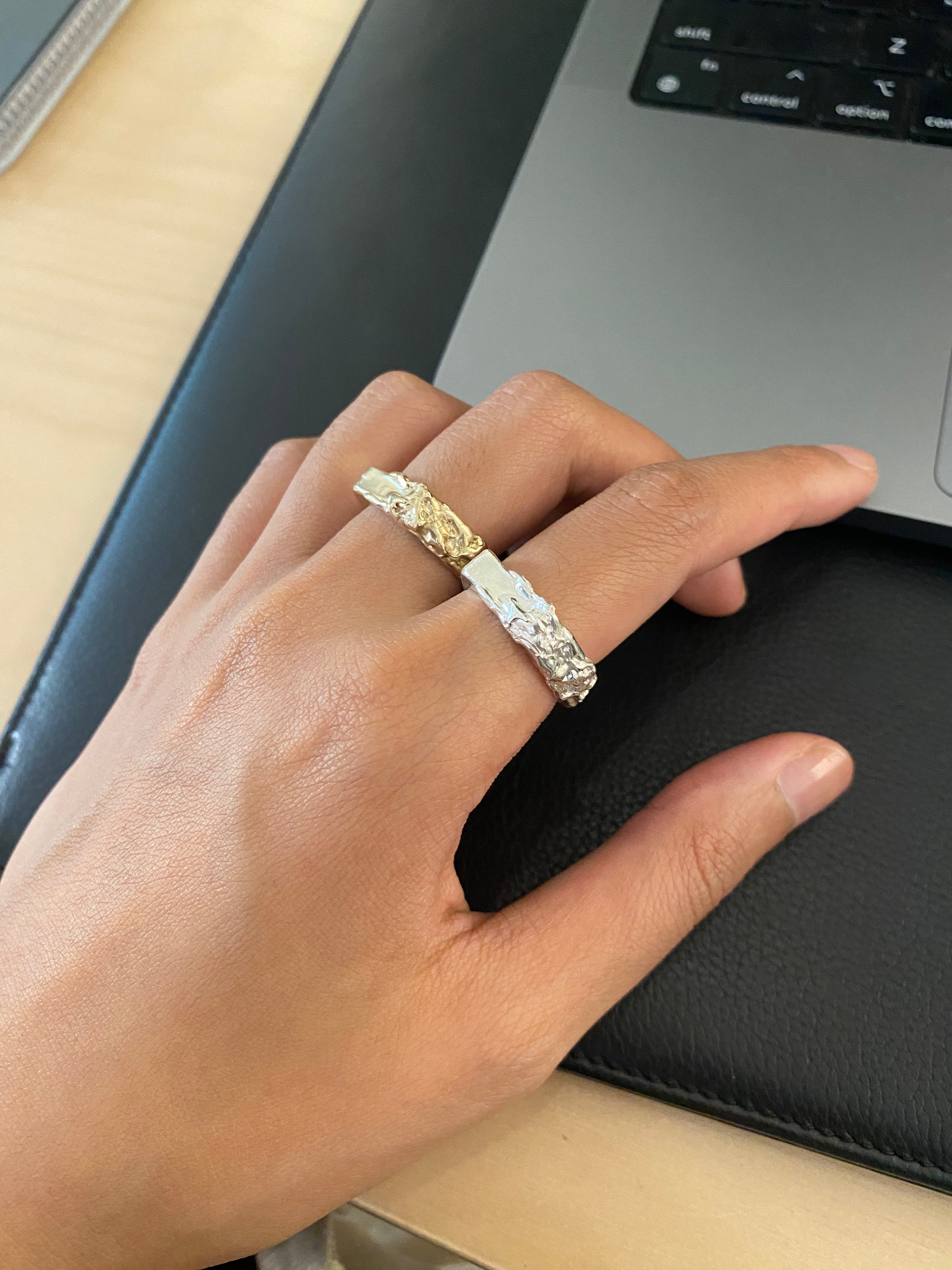 Melting away ring - silver