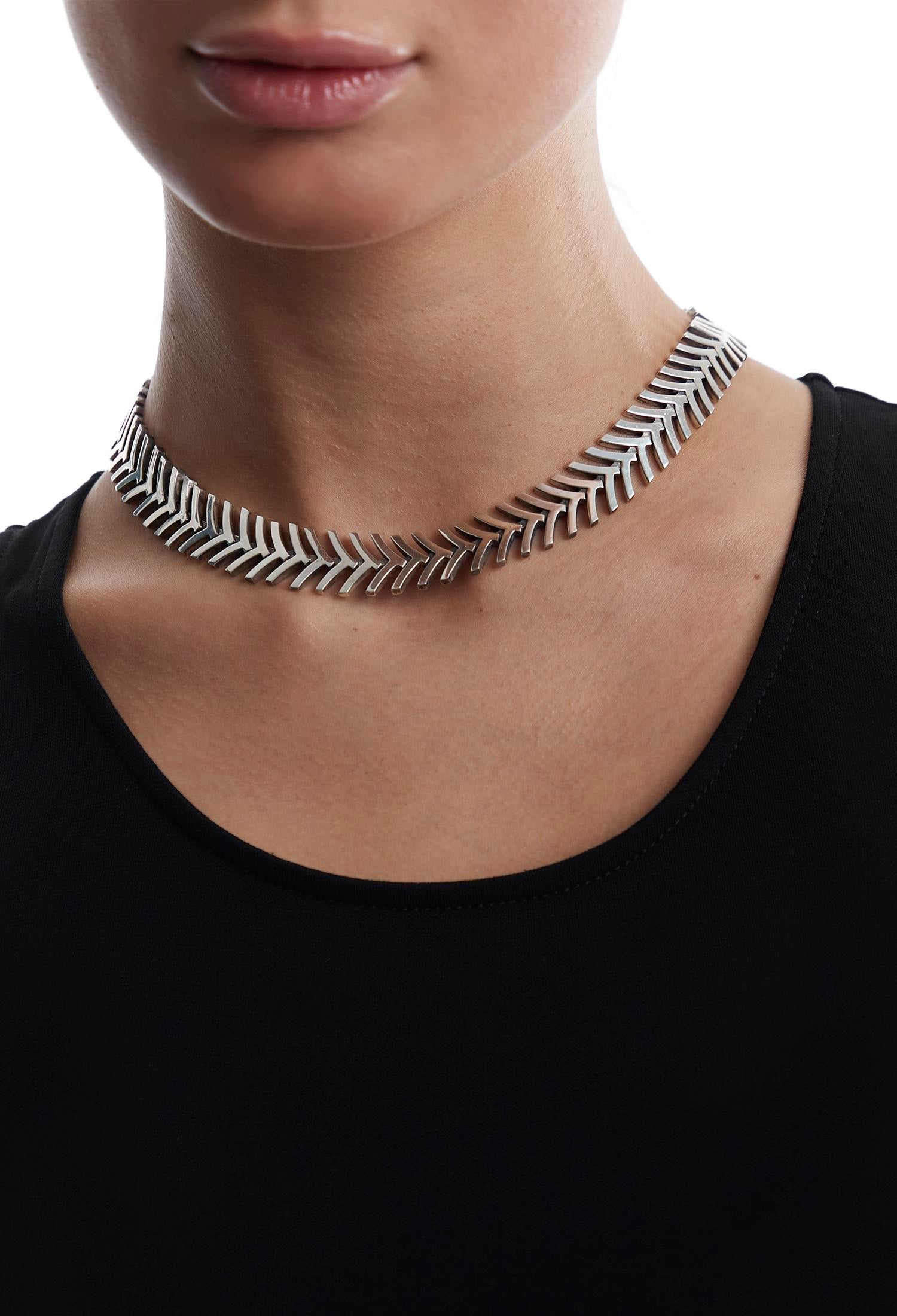 Tire necklace