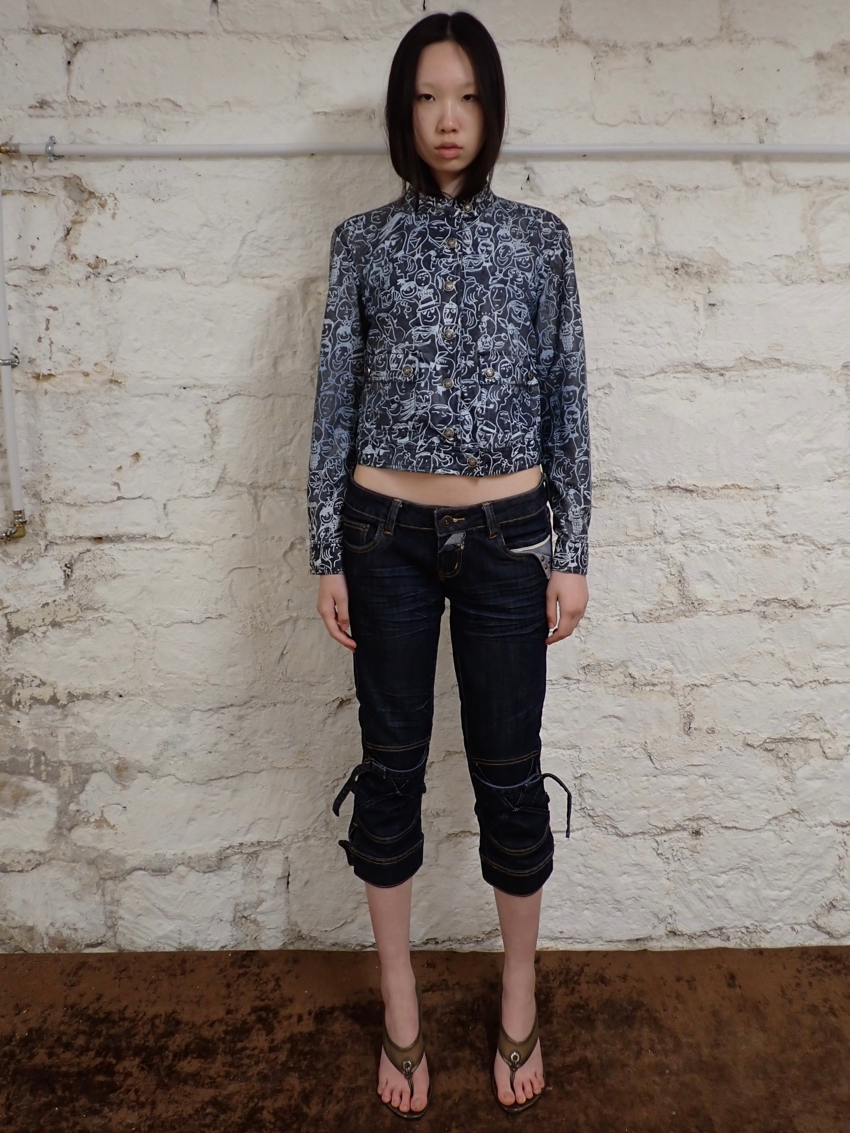 Denim capri pants