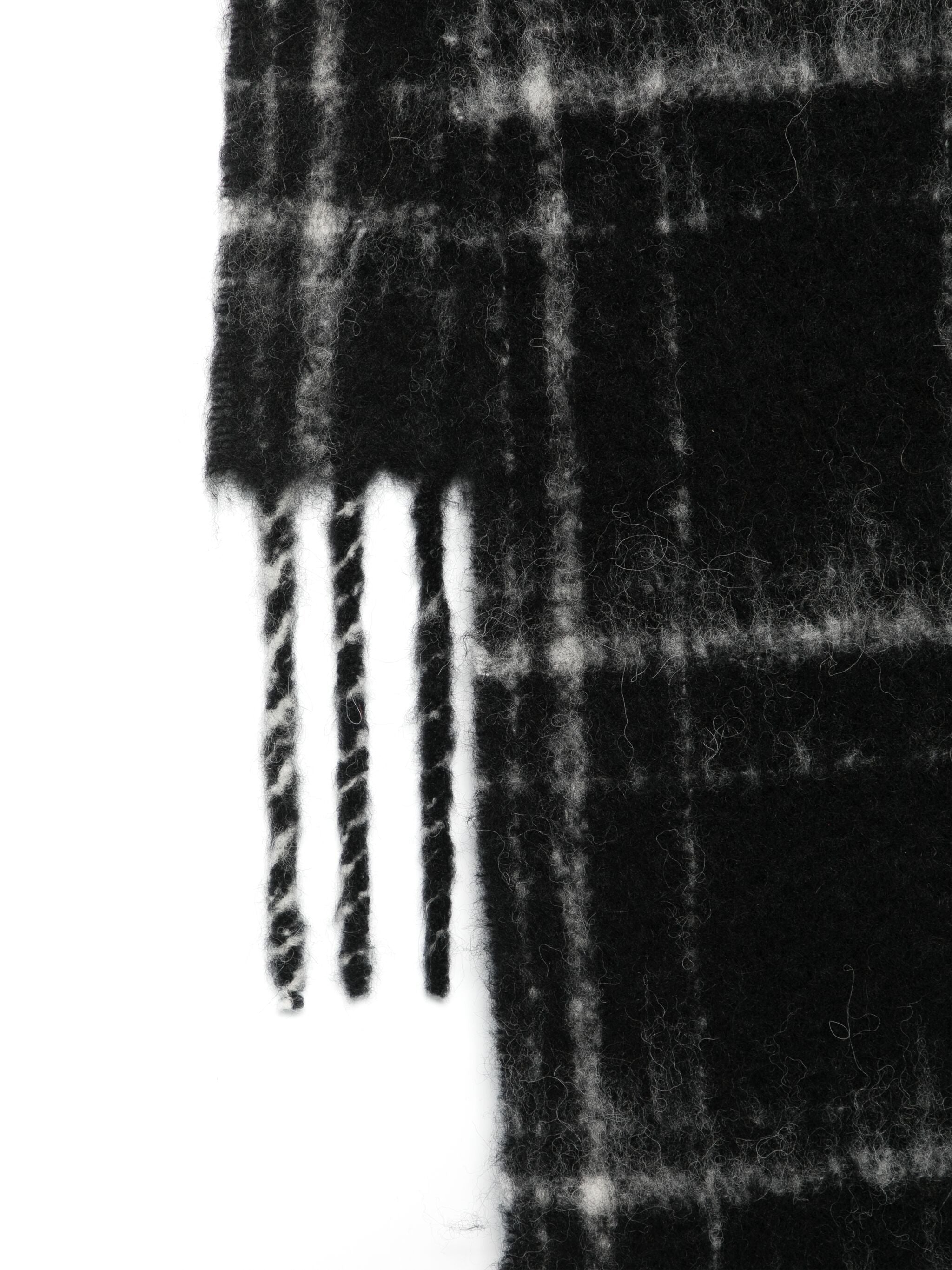 Estate scarf