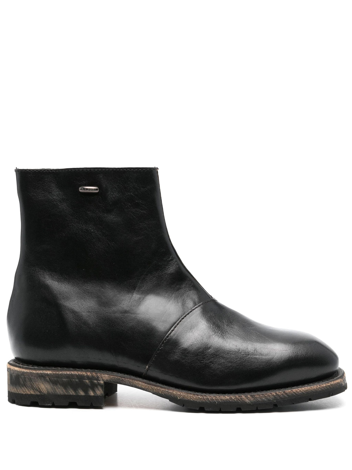 Engine boot