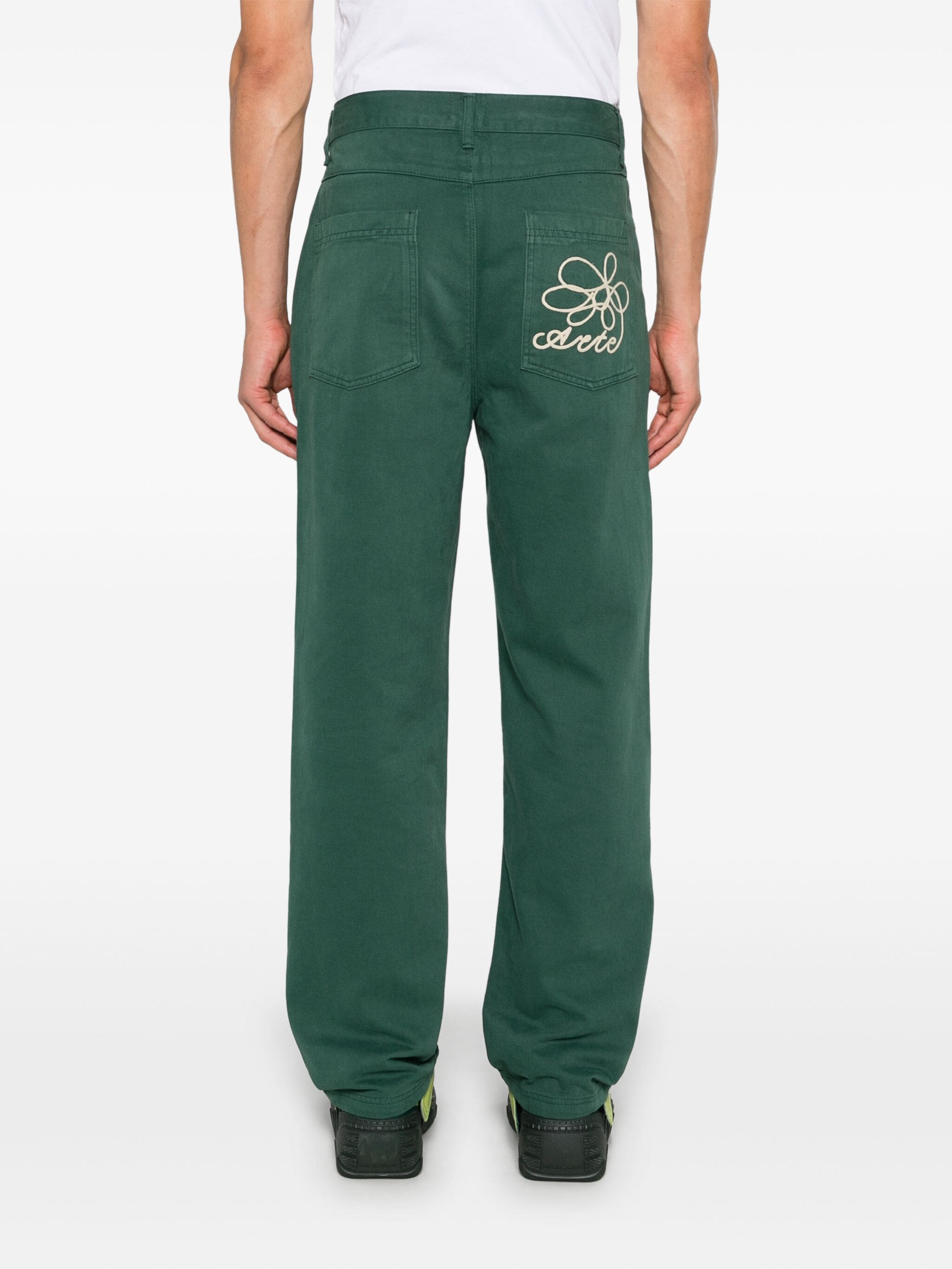 Arte round pocket embroidery jeans
