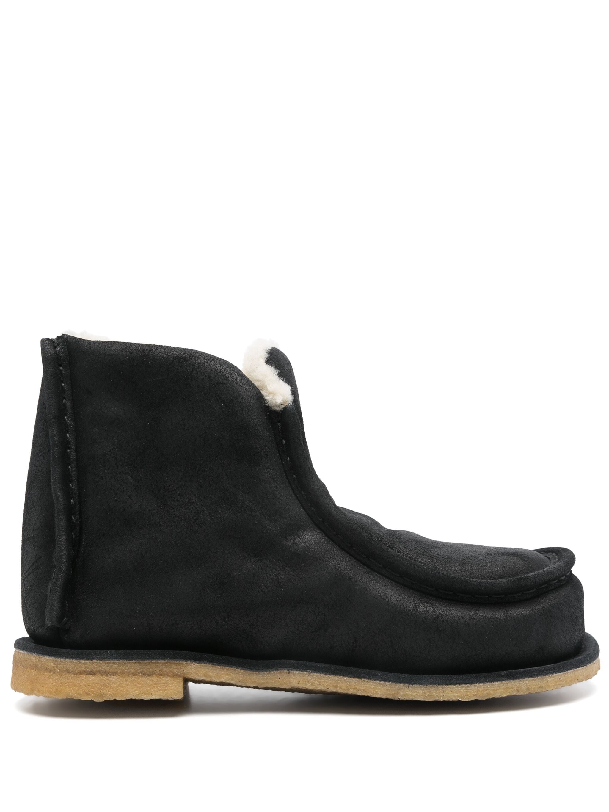 Ankle boot