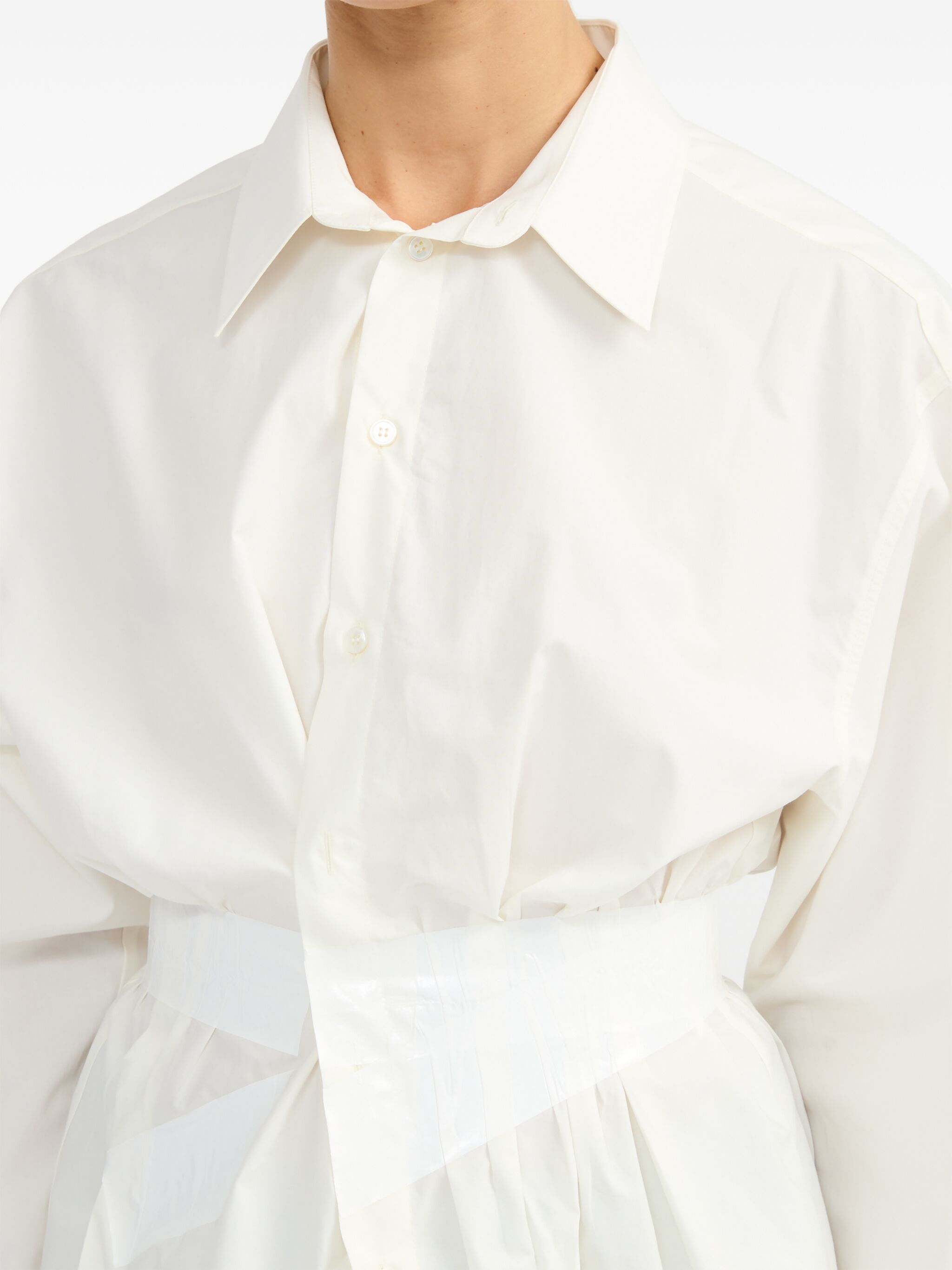 Long-sleeved shirt