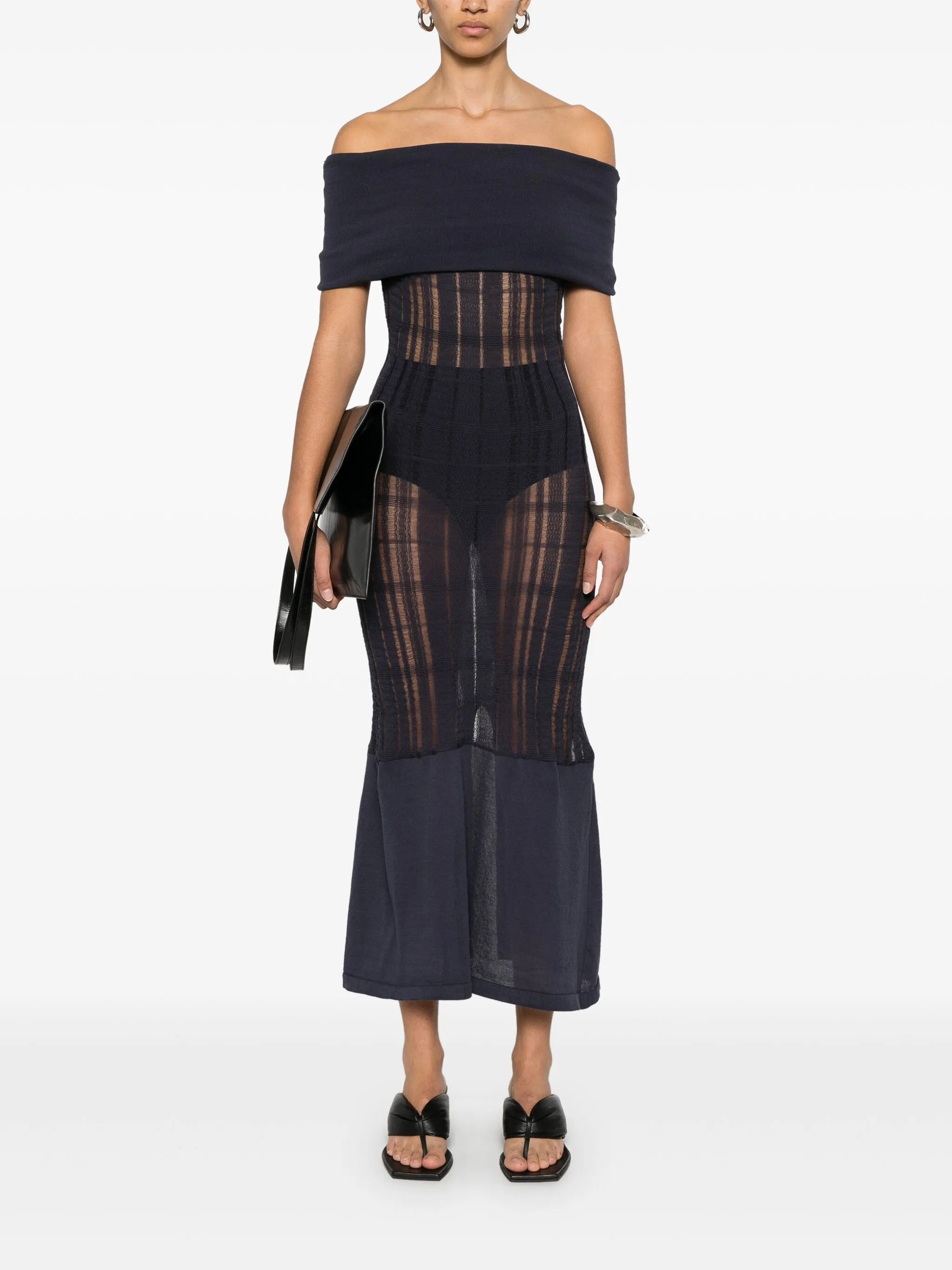 Cover dress