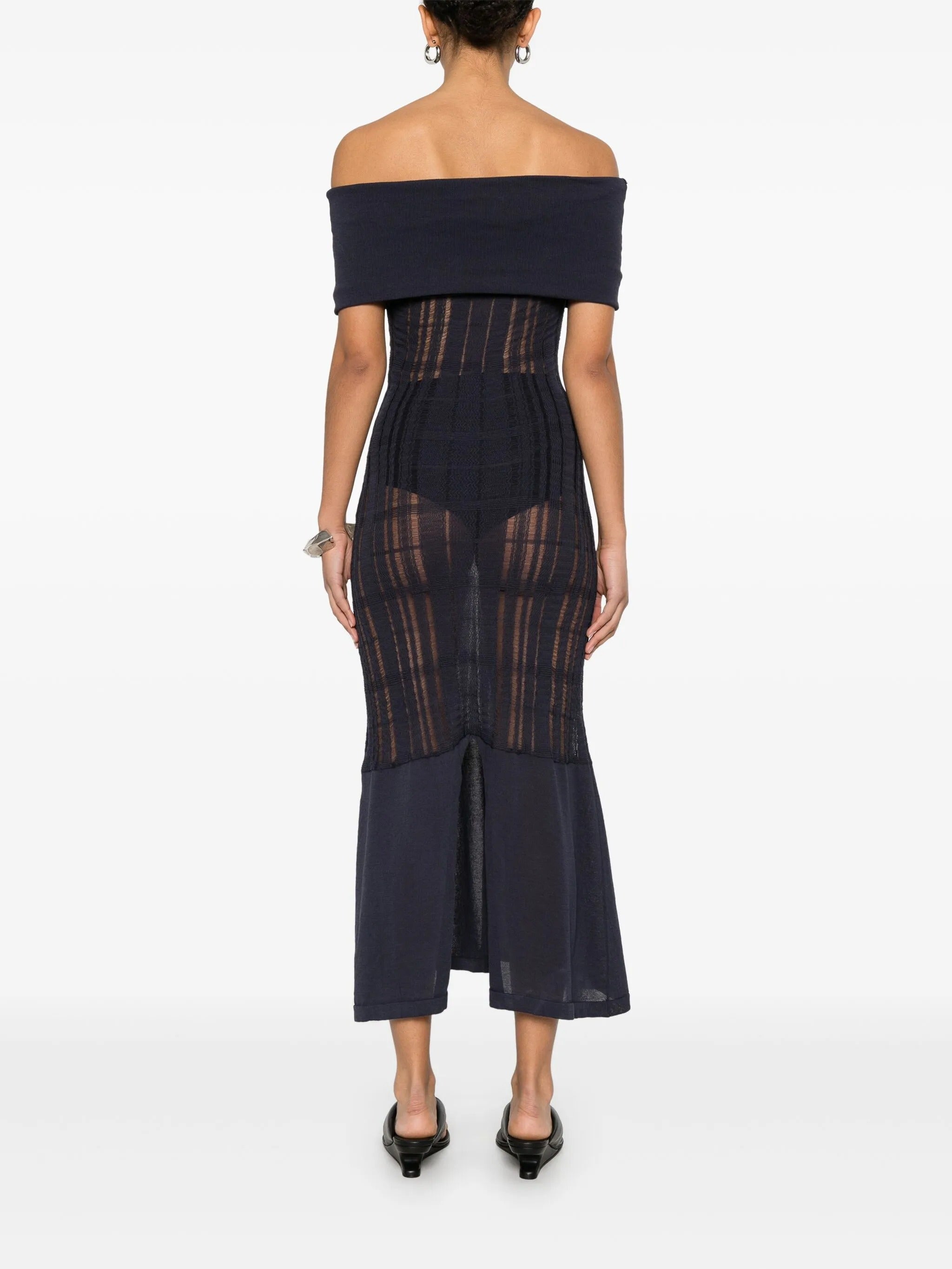 Cover dress