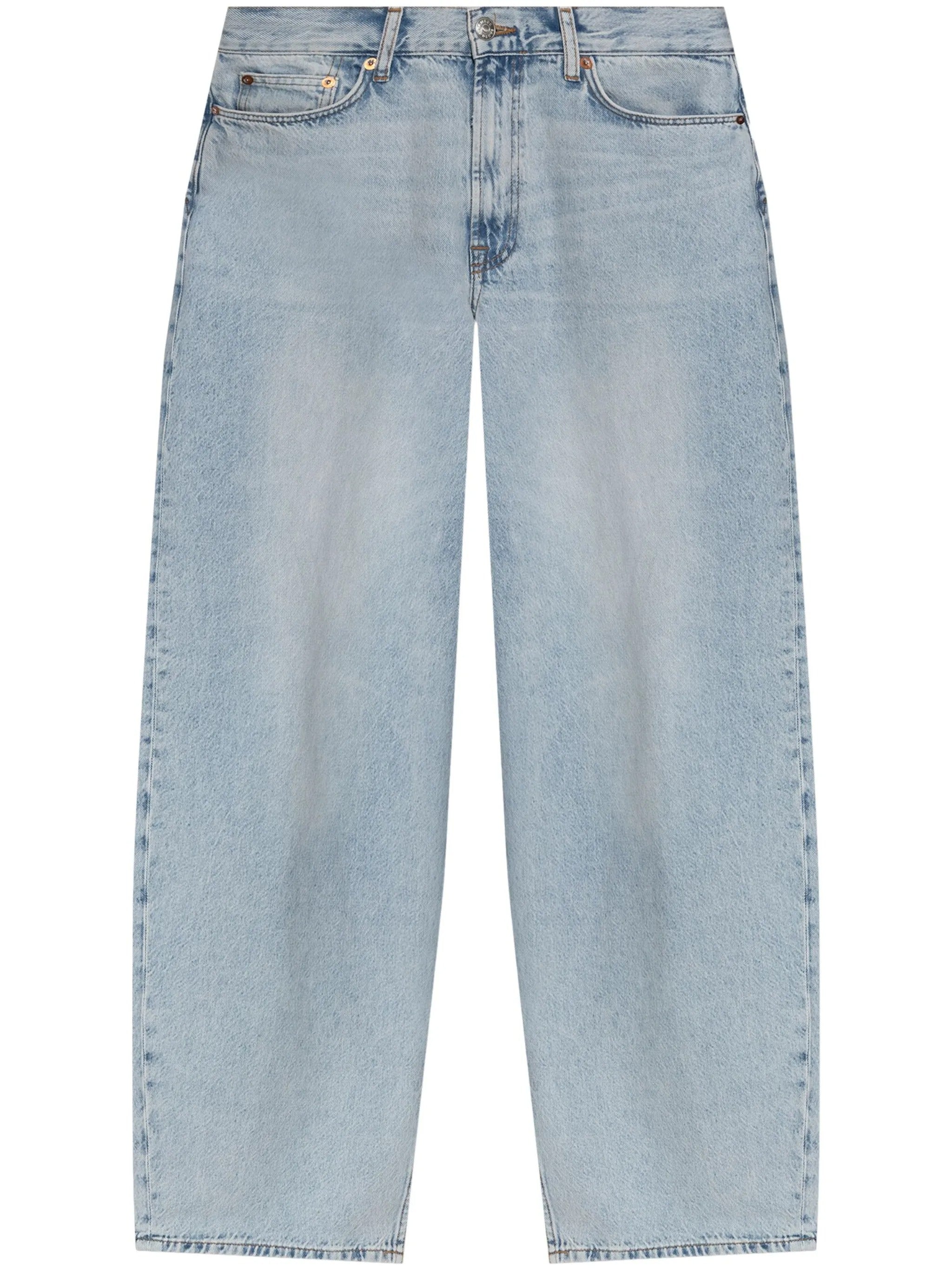 Saharper jeans