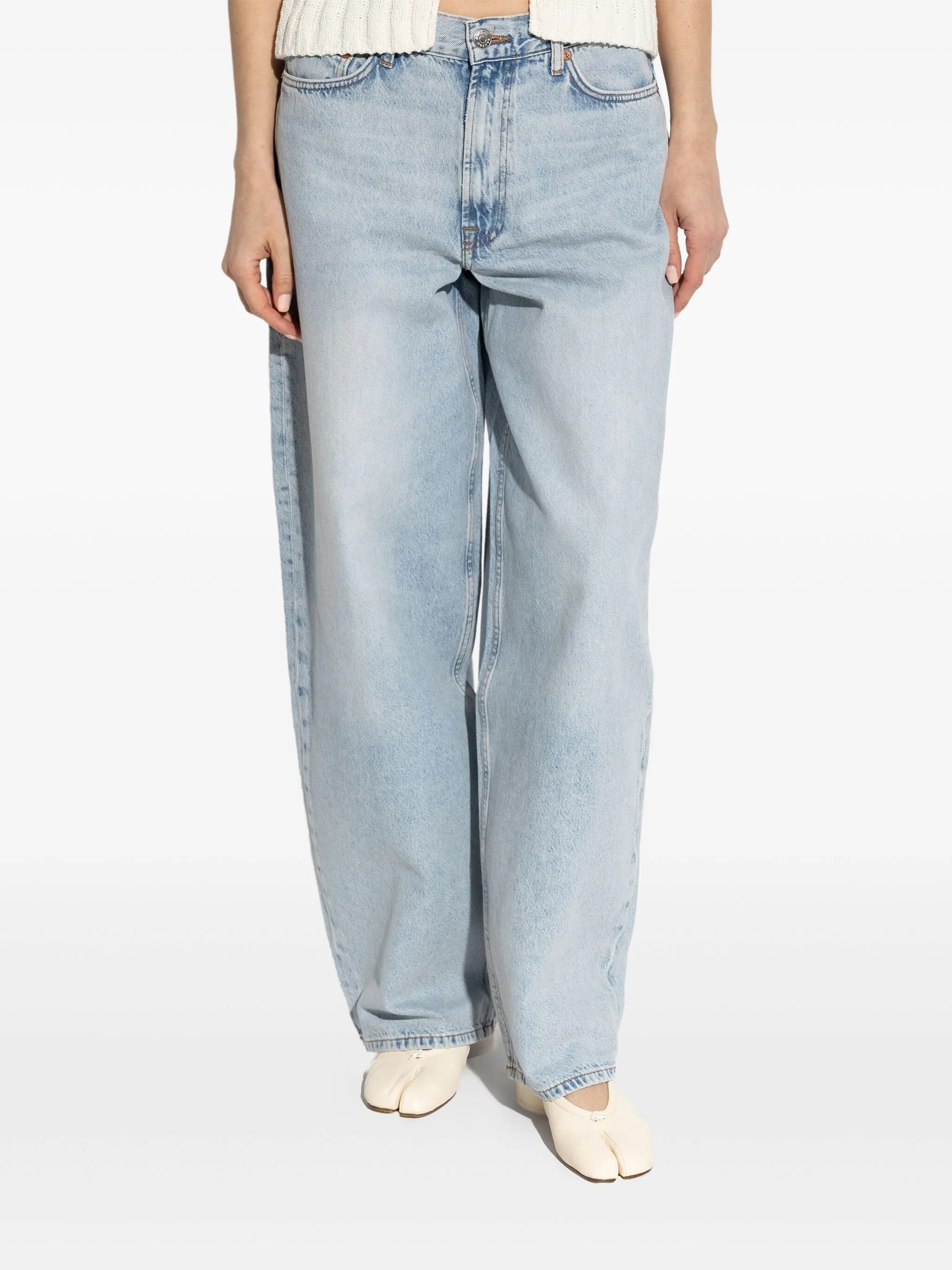 Saharper jeans